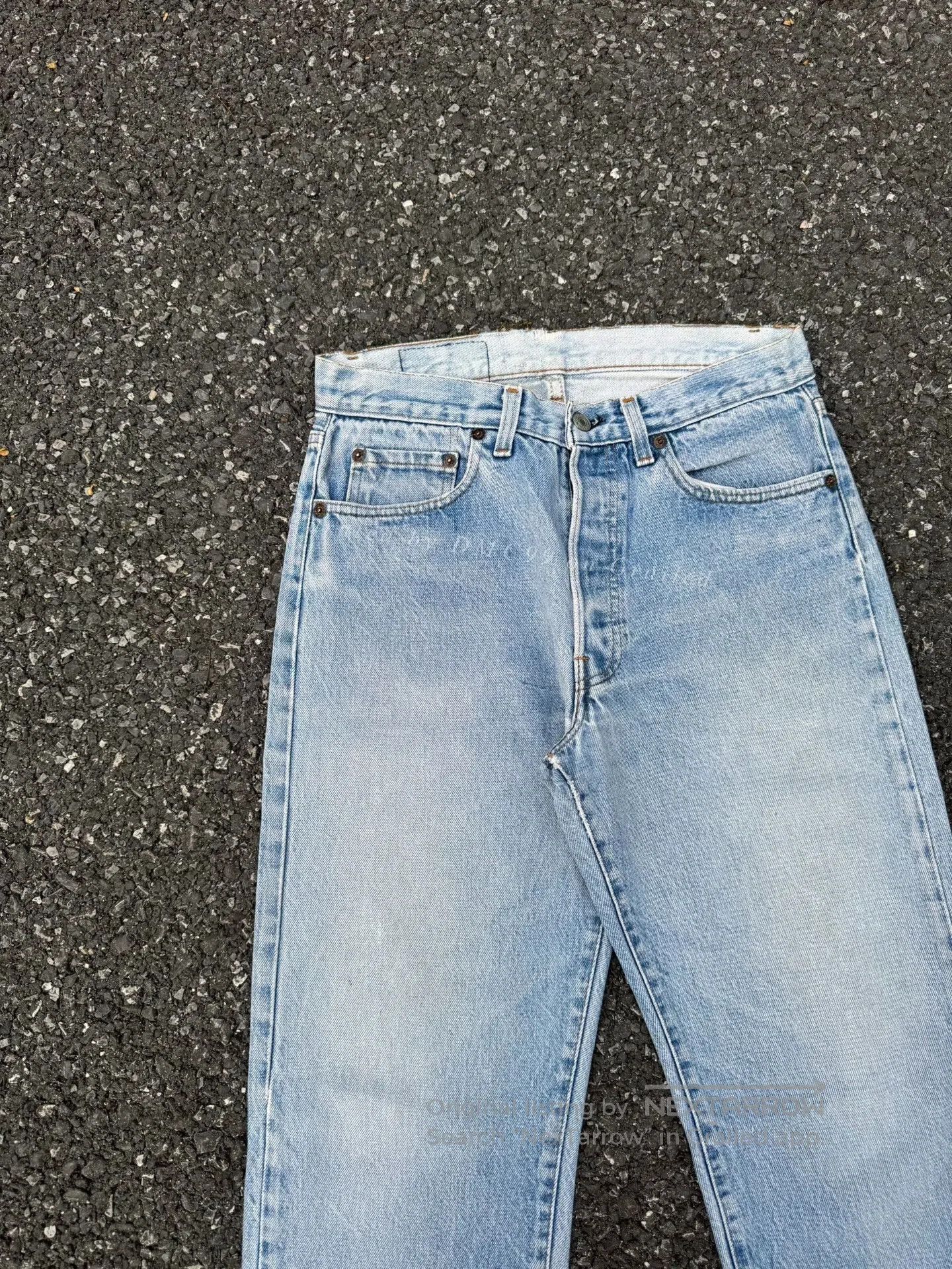Vintage Vintage Levi's 501 90s USA. Size US 32 / EU 48 - 3 Thumbnail