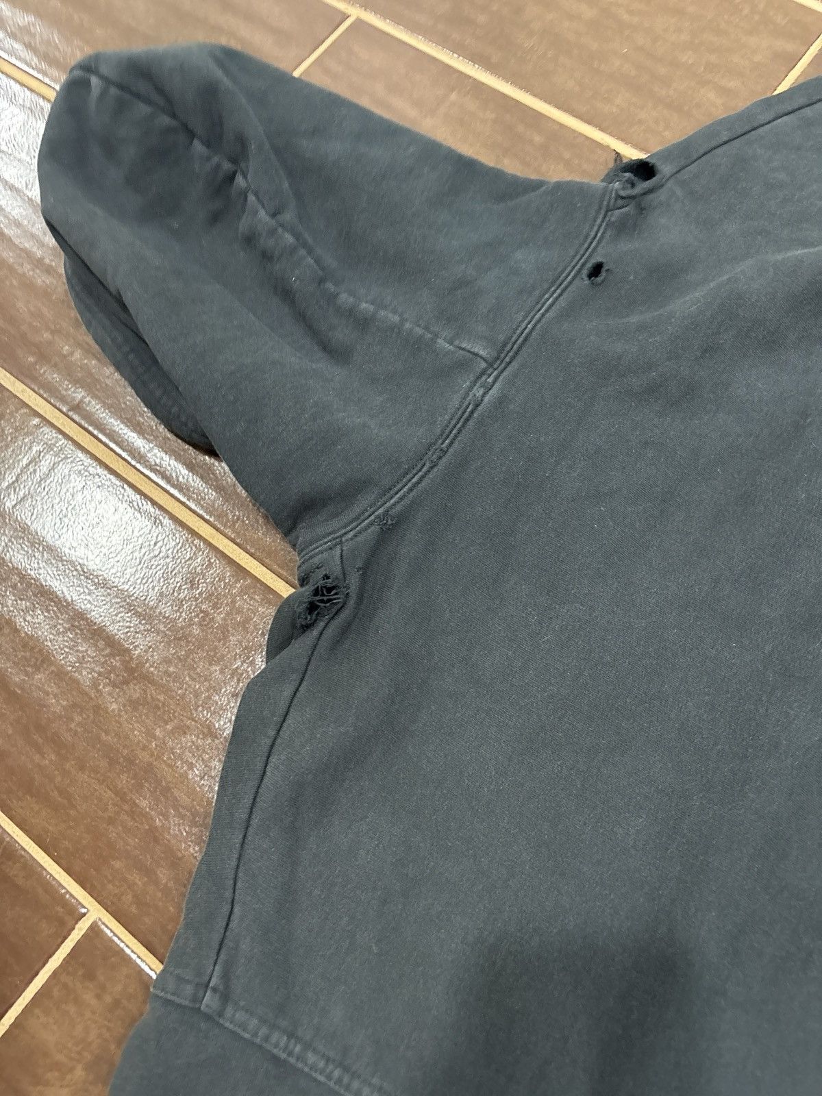 Balenciaga LIGHT USE Balenciaga Metal Logo Hoodie Black SZ S/Fits Big Size US S / EU 44-46 / 1 - 7 Thumbnail
