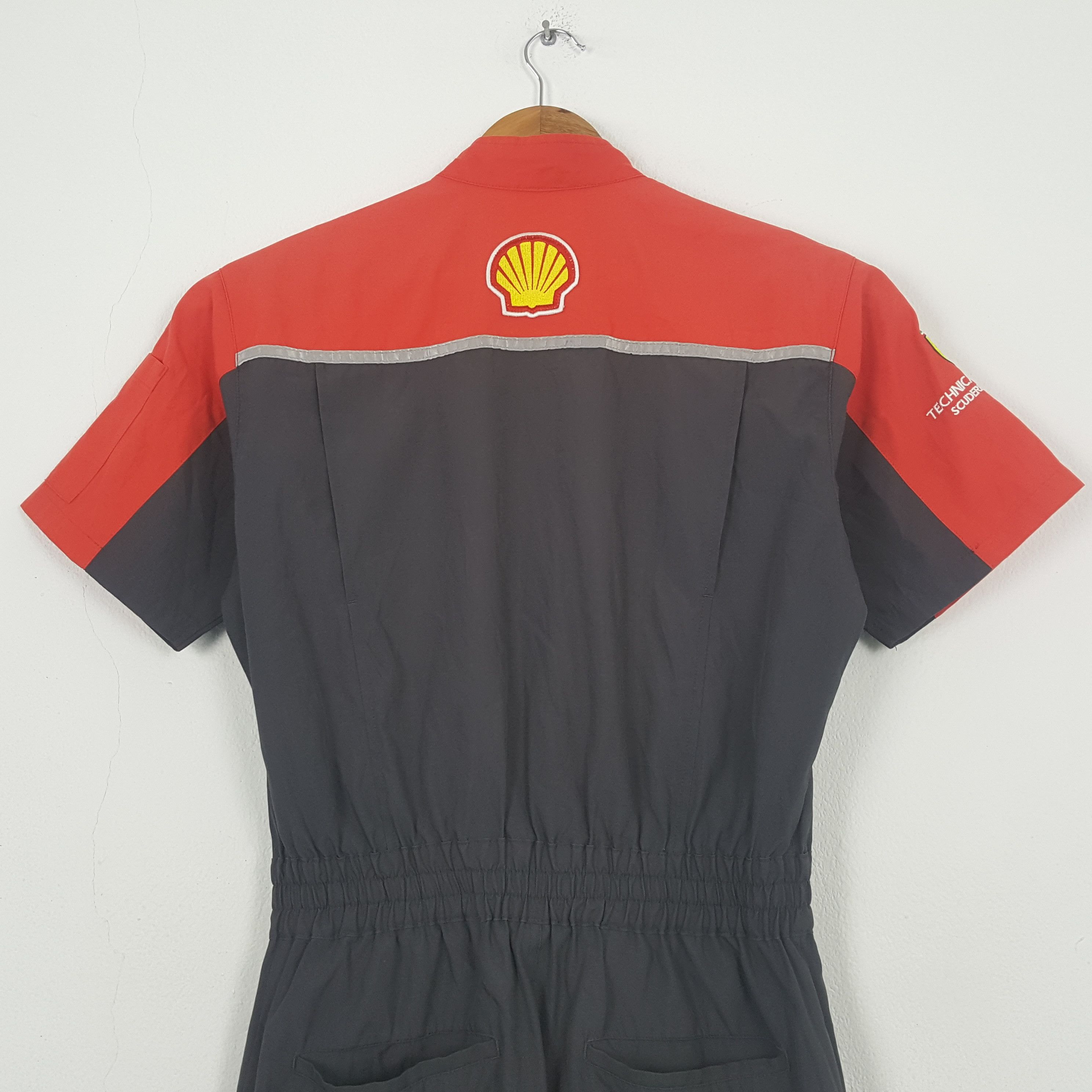 Ferrari Vintage Shell Helix x Ferrari Formula One Coverall C296N16 Size US M / EU 48-50 / 2 - 5 Thumbnail