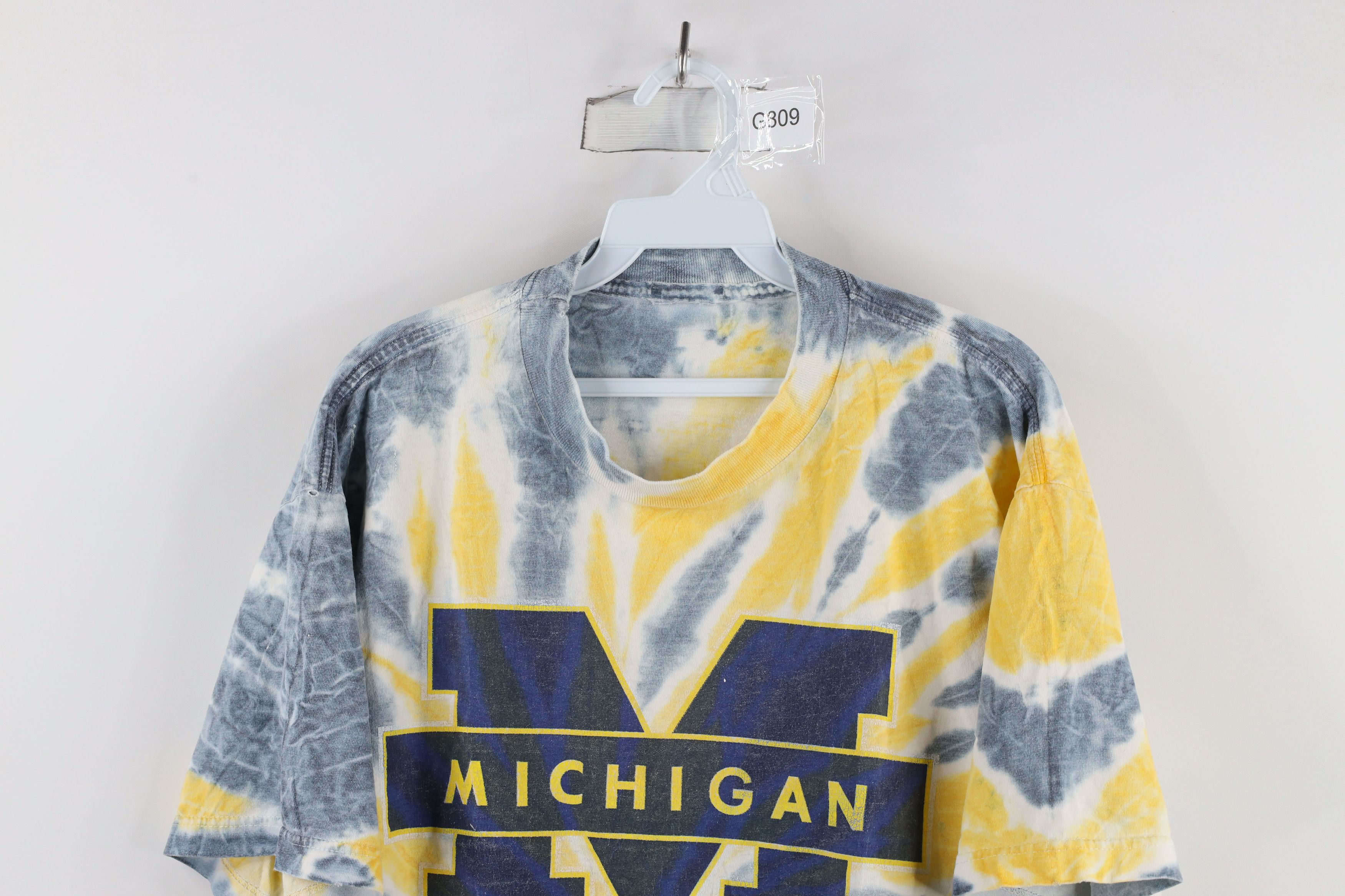 Vintage Vintage 90s Tie Dye Acid Wash University of Michigan T-Shirt Size US L / EU 52-54 / 3 - 2 Thumbnail