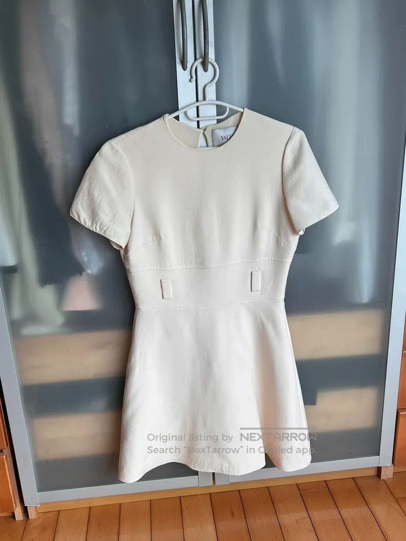 Valentino Valentino dress Size S / US 4 / IT 40 - 1 Thumbnail