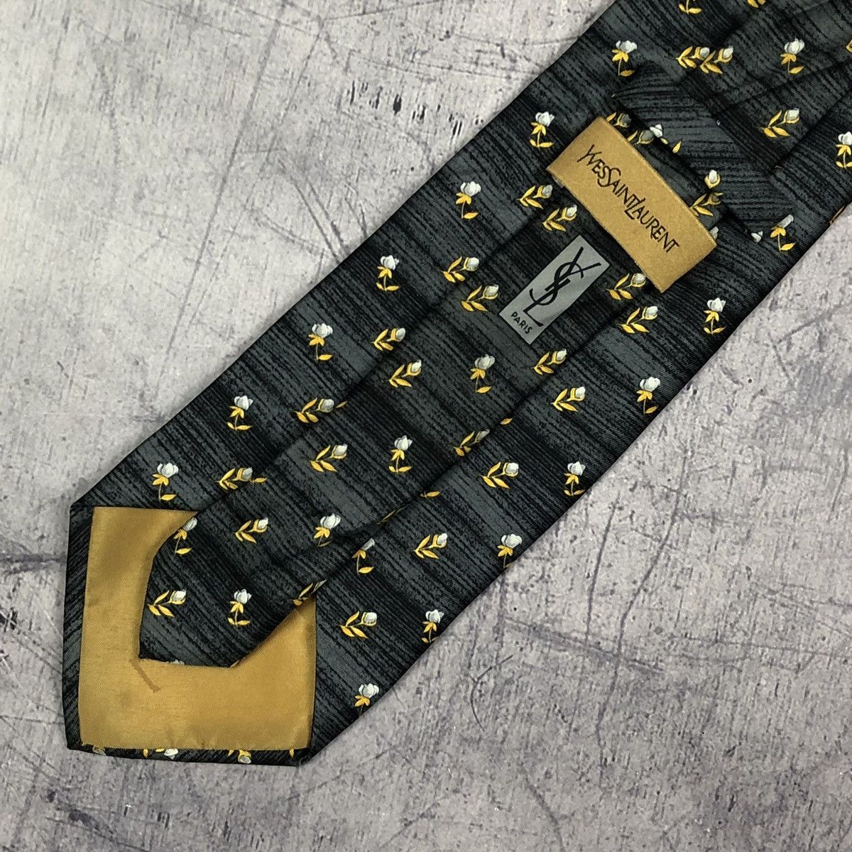 Yves Saint Laurent Yves Saint Laurent Floral Flowers Silk Tie Size ONE SIZE - 2 Thumbnail