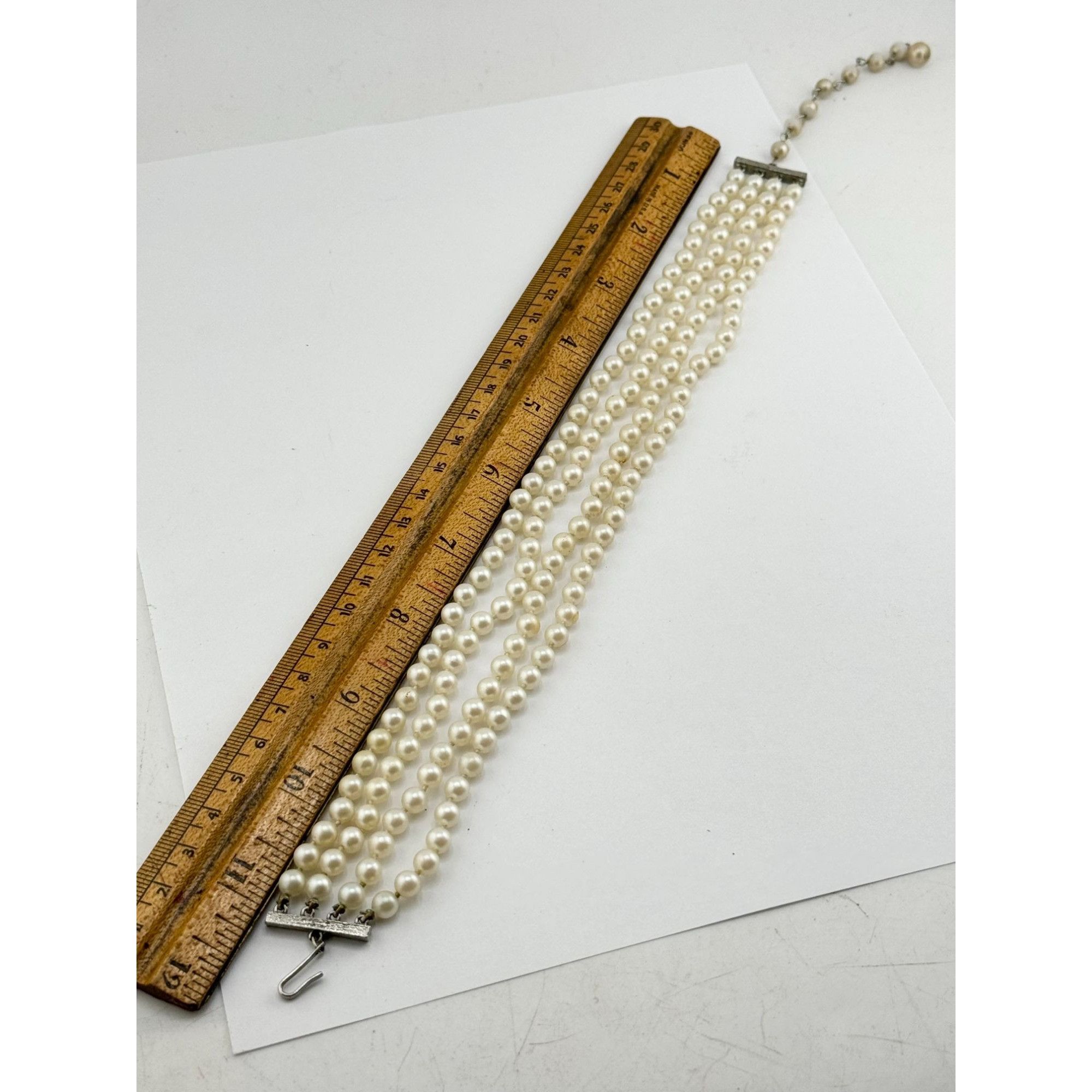 Vintage Vintage four strand faux pearl collar necklace Size ONE SIZE - 3 Thumbnail