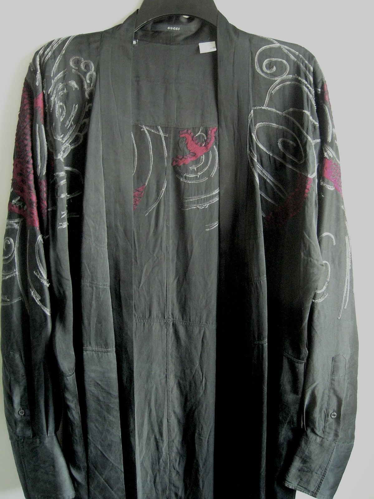 Gucci SS2001 GUCCI by TOM FORD Black Dragon Print Silk Kimono Size US L / EU 52-54 / 3 - 6 Thumbnail