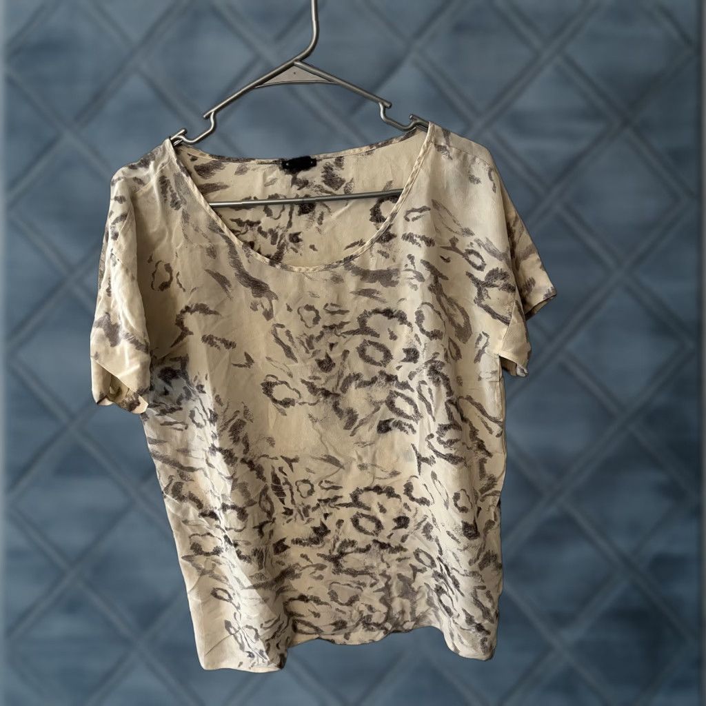 Club Monaco Club Monaco Pullover Blouse Women's M Lightweight Multicolor Animal Print Shirt Casual Office Womens Size M / US 6-8 / IT 42-44 - 1 Thumbnail