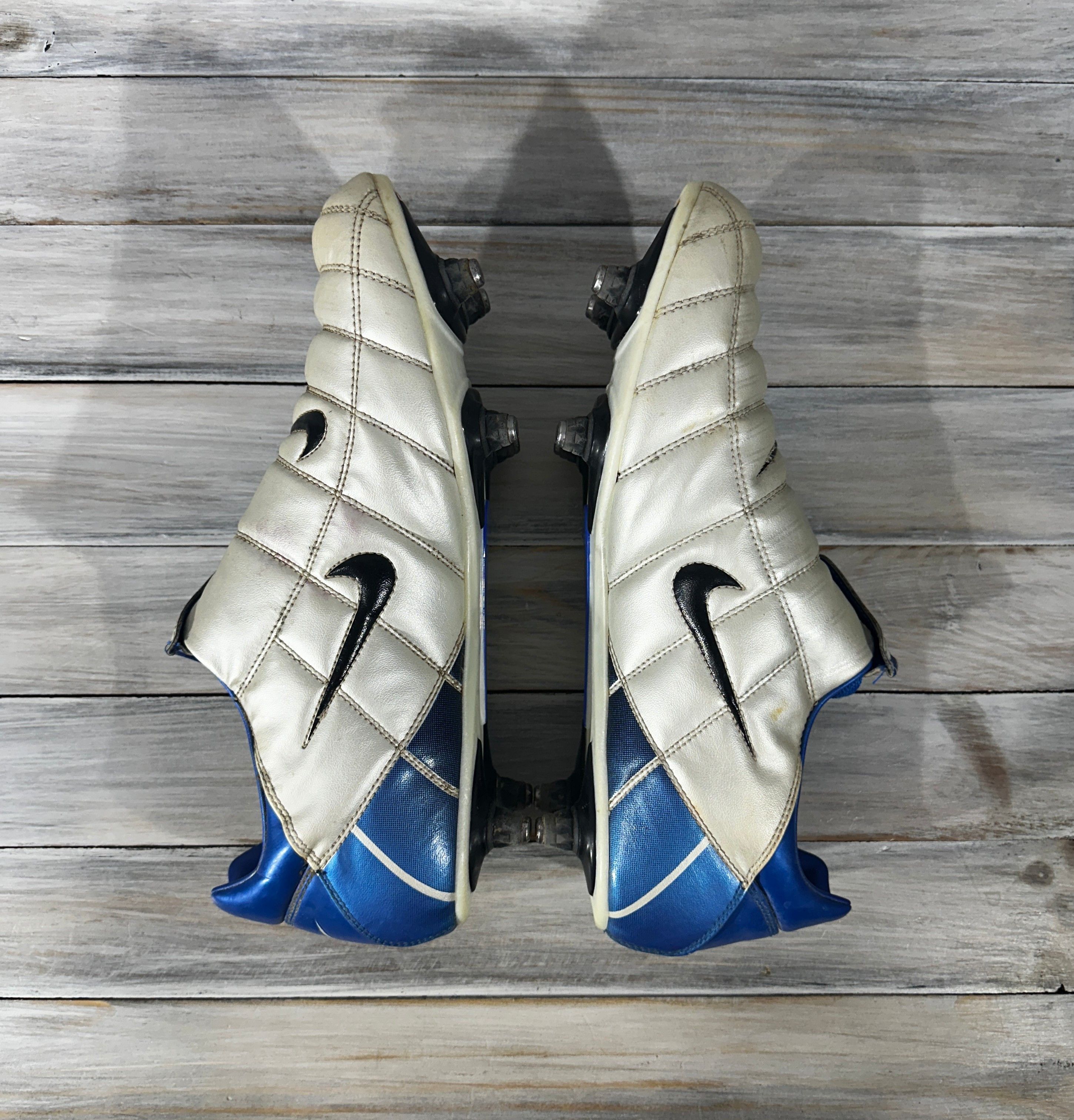 Nike × Vintage Vintage Nike Total 90 Men's Football Cleats Boots Silver Blu Size US 11 / EU 44 - 7 Thumbnail