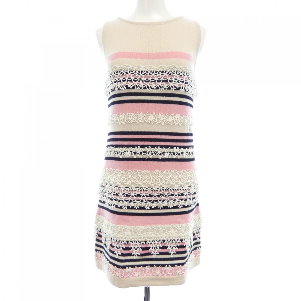Chanel Chanel Chanel P40251K02894 100% Cashmere Dress Others Dresses P40251K02894 DUTY FREE for USA Size ONE SIZE - 1 Thumbnail