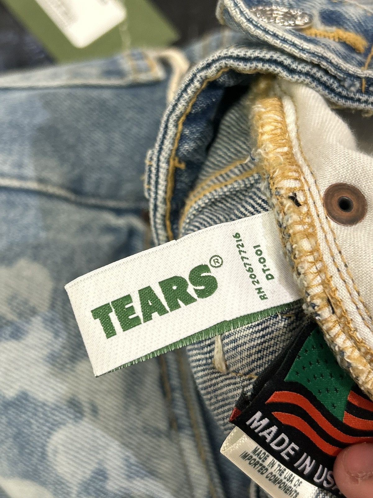 DENIM TEARS Denim tears laser wreath denim light wash Size US 34 / EU 50 - 6 Thumbnail