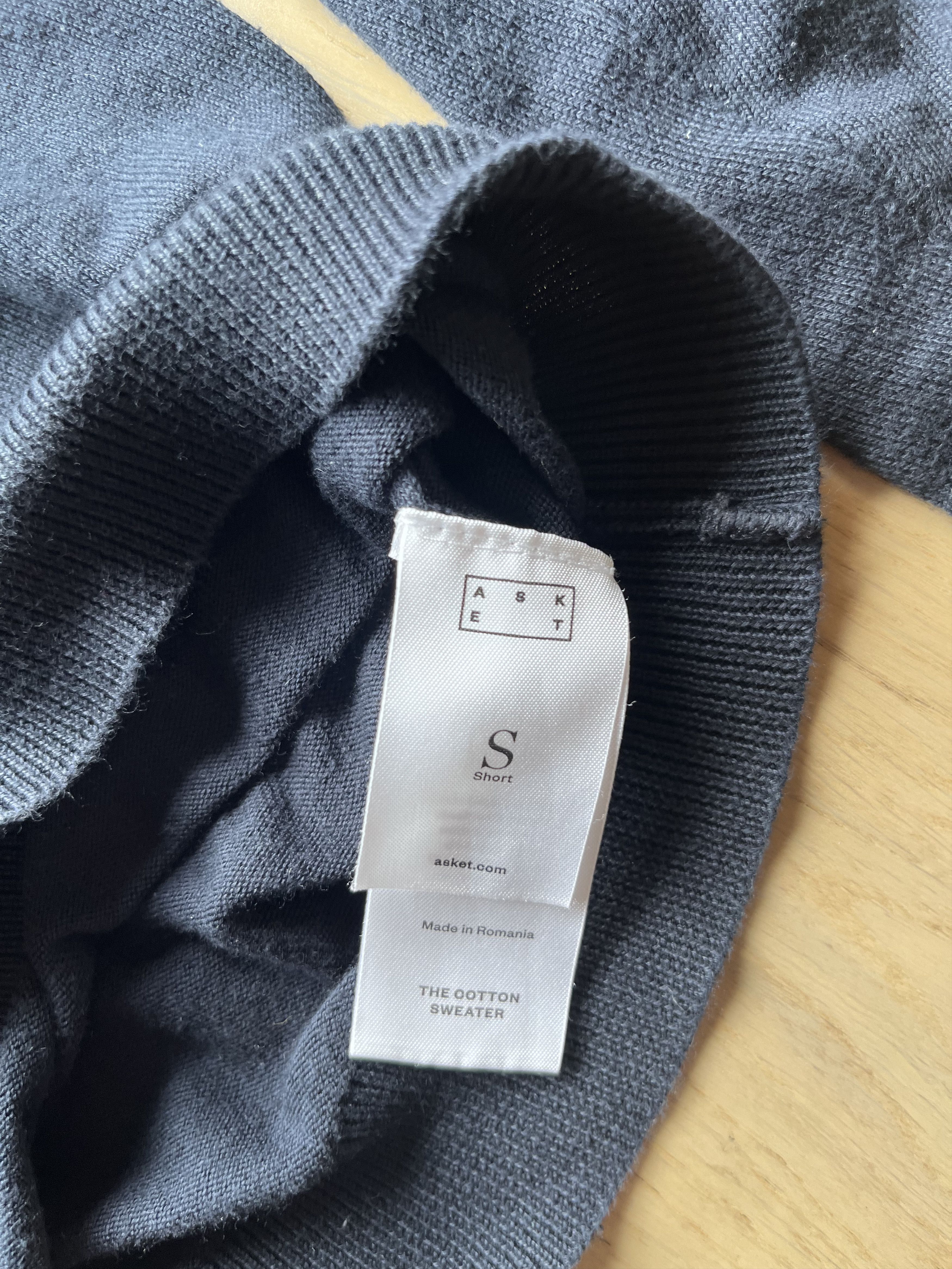 Asket 'The Cotton Sweater' in Navy Size US S / EU 44-46 / 1 - 3 Thumbnail