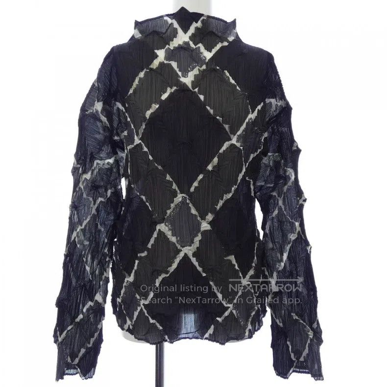 Issey Miyake Issey Miyake 3D Scale Pleated Top Size M / US 6-8 / IT 42-44 - 1 Thumbnail