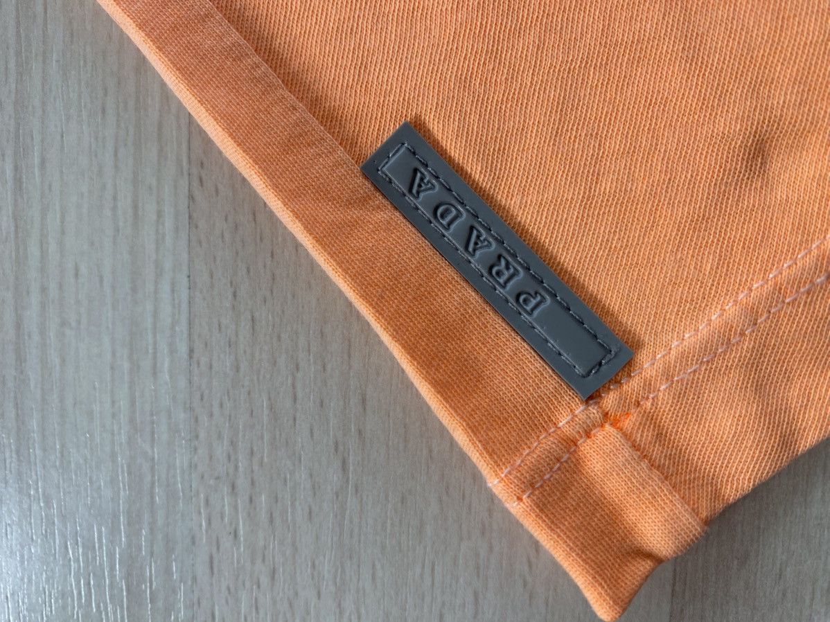 Prada Vintage Prada Small Tab T-Shirt Size US S / EU 44-46 / 1 - 2 Thumbnail