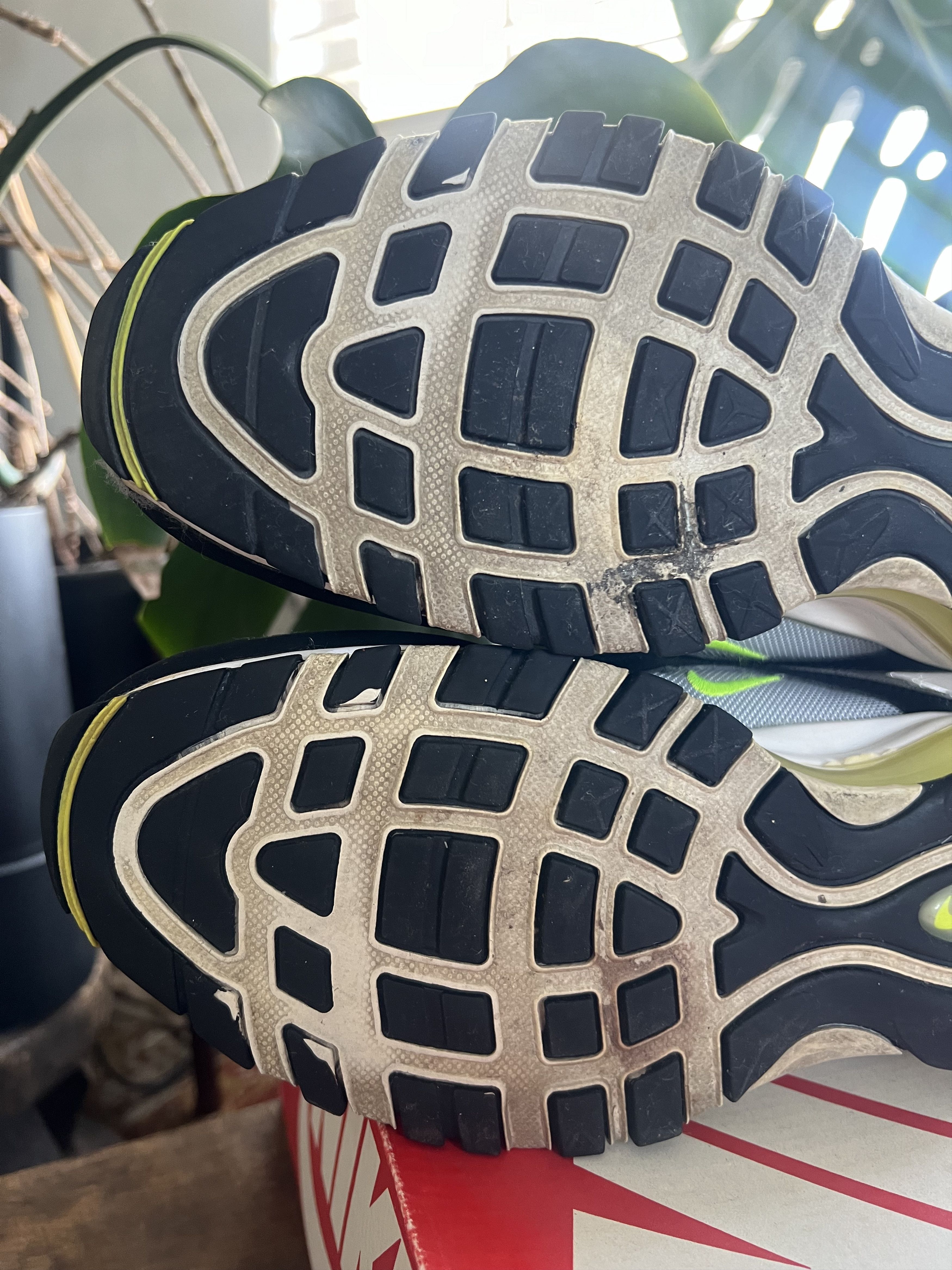 Nike Air Max 97 OG QS 'Neon' Size US 10 / EU 43 - 10 Thumbnail