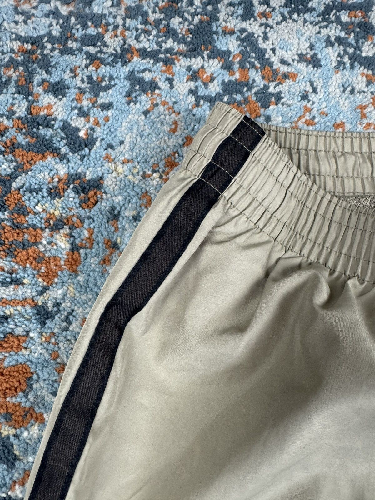 Nike Vintage 90s Nike baggy shorts swimming trunks earth tones Size US 32 / EU 48 - 9 Thumbnail