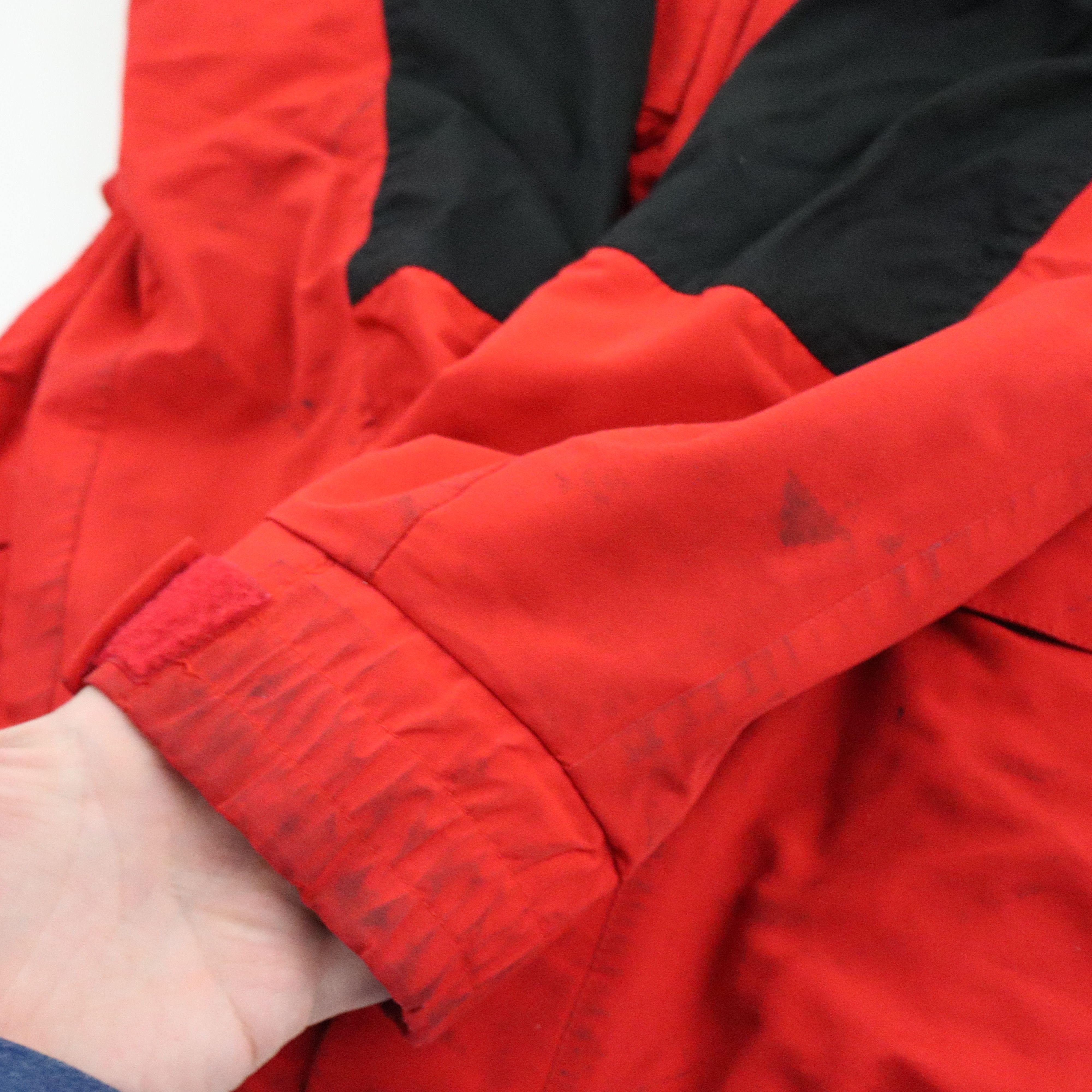 The North Face × Vintage 90s The North Face Mountain Light Gore-Tex Red Ski Jacket Size US L / EU 52-54 / 3 - 10 Thumbnail