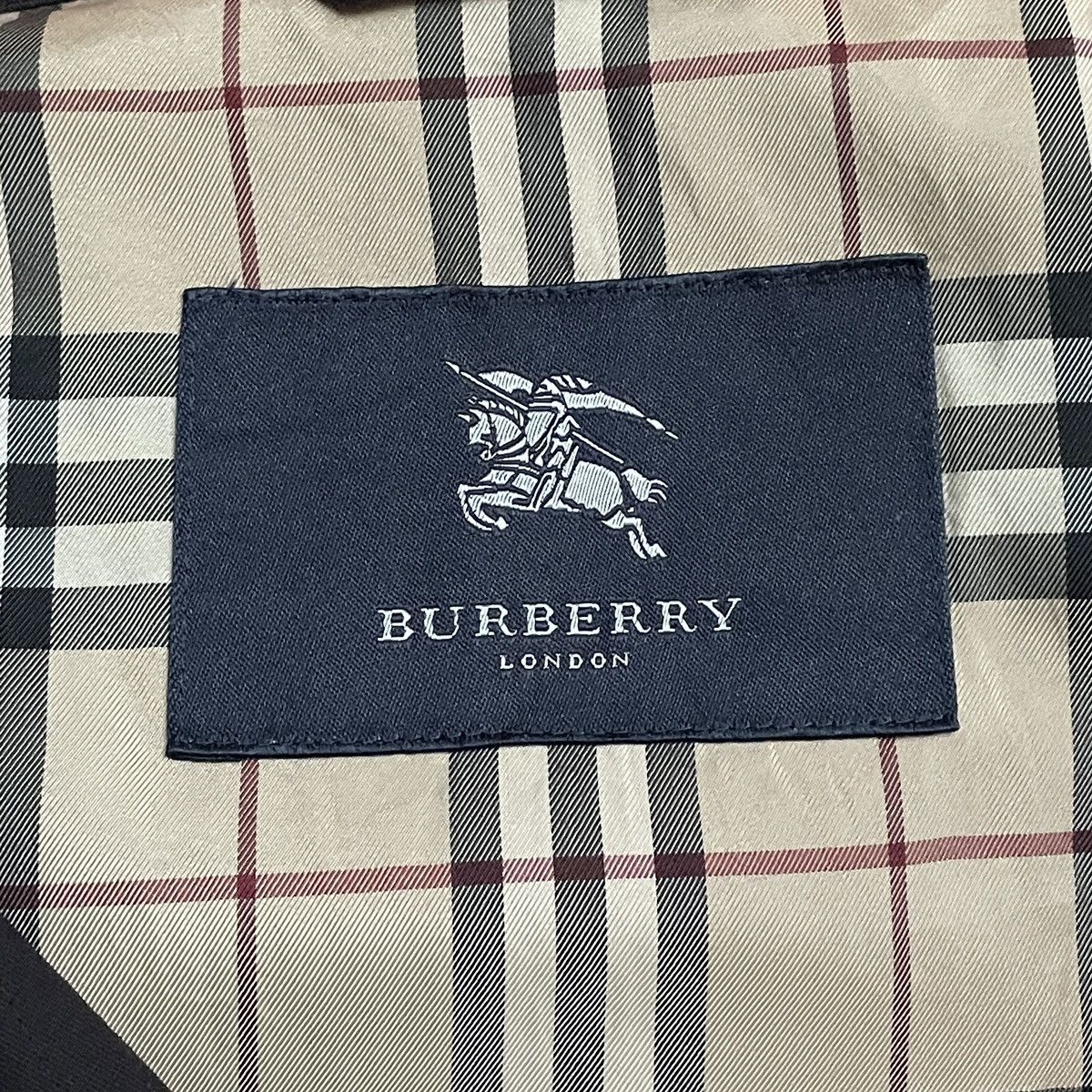 Burberry × Vintage Vintage Brand Burberry Checkered Sun Faded Trench Coat 2000s Size US M / EU 48-50 / 2 - 9 Thumbnail