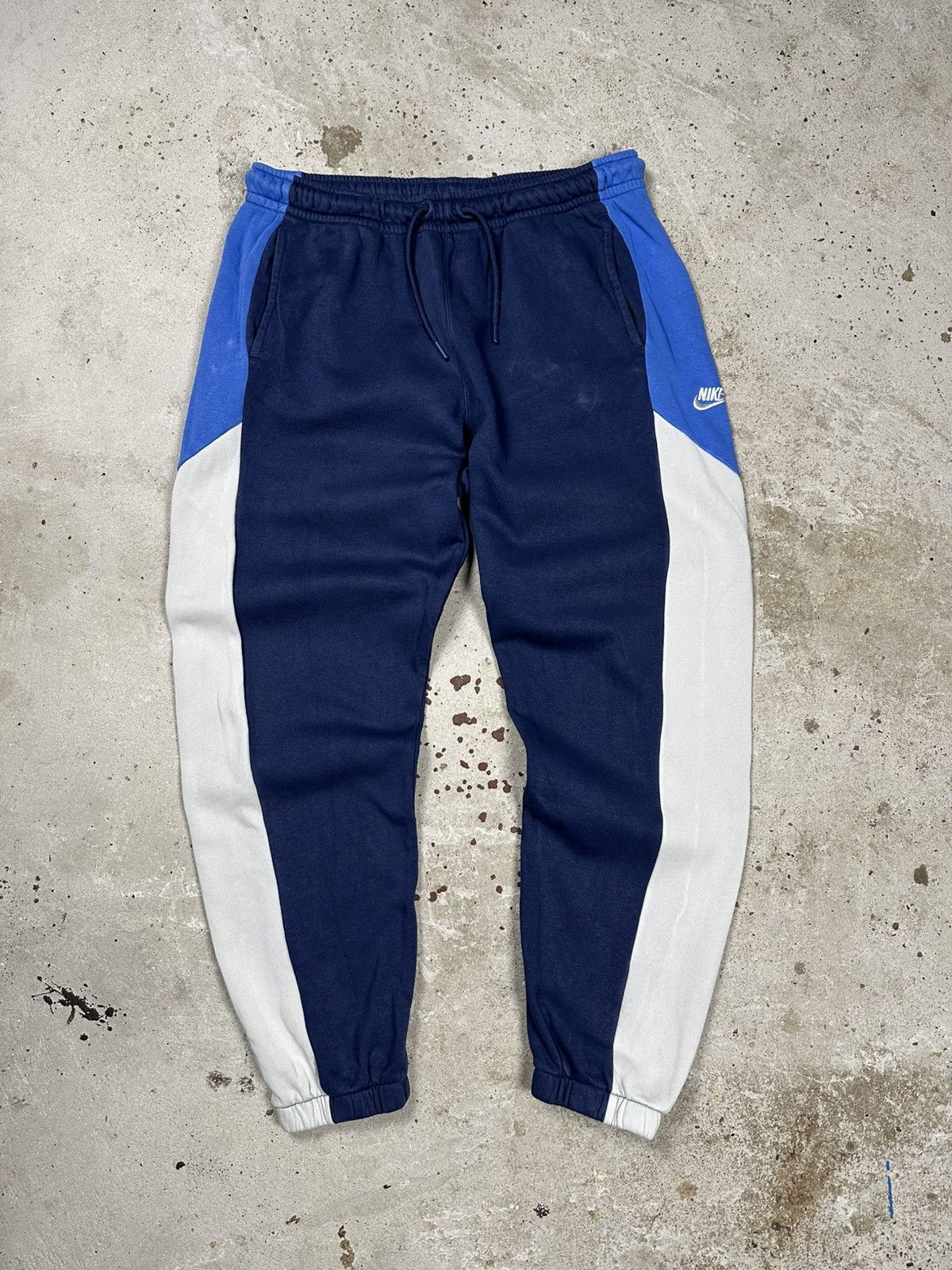 Nike Vintage Y2K Nike Baggy Blue Sweatpants Swoosh rare Size US 34 / EU 50 - 1 Thumbnail