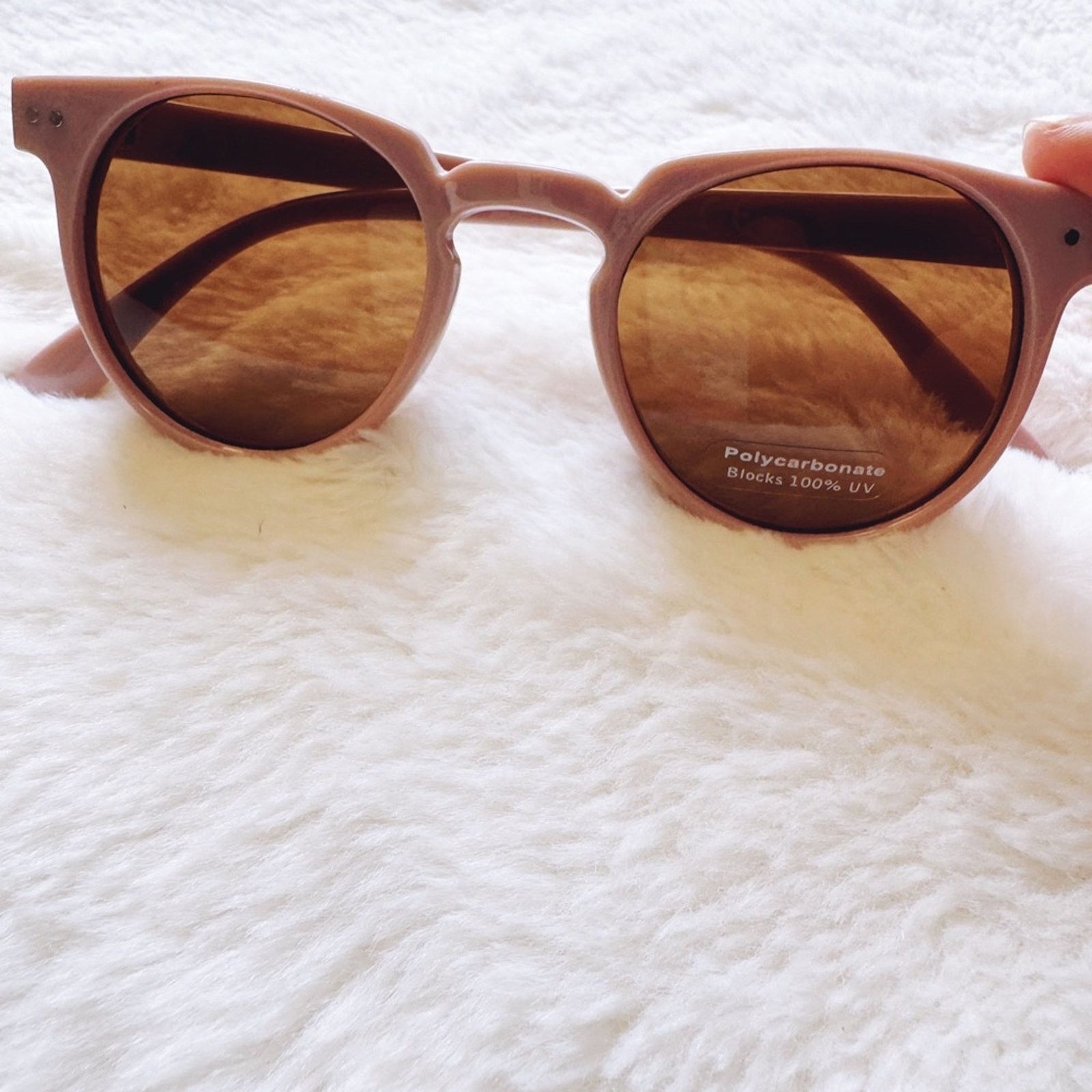 Other Paige Pink Round Sunglasses Size ONE SIZE - 2 Thumbnail