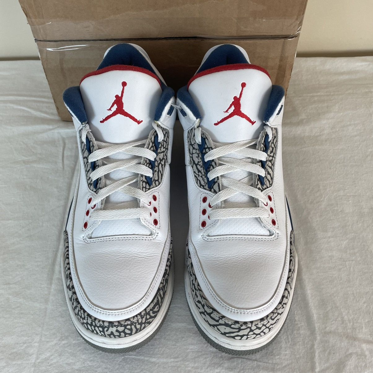 Jordan Brand × Nike Nike Air Jordan 3 Retro OG True Blue Mens US 11 854262-106 Size US 11 / EU 44 - 7 Thumbnail