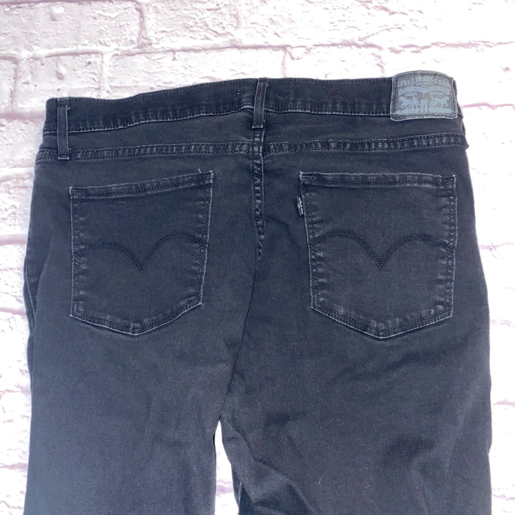 Levi's VINTAGE Levi's 311 Women's Shaping Skinny Jeans Jeans 32 Black Mid Rise Size 24" / US 00 / IT 34 - 4 Thumbnail