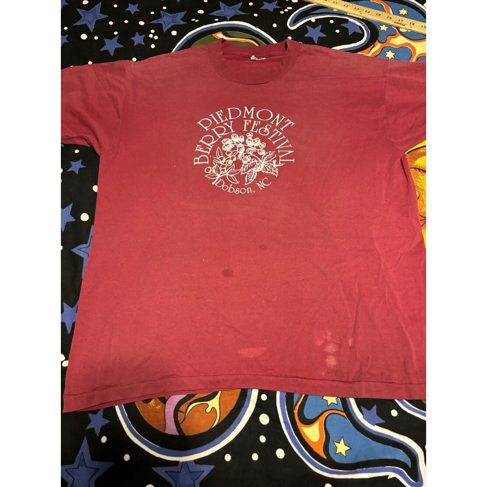 Other Vintage Piedmont berry festival faded red T-shirt Size XL Size US XL / EU 56 / 4 - 6 Thumbnail