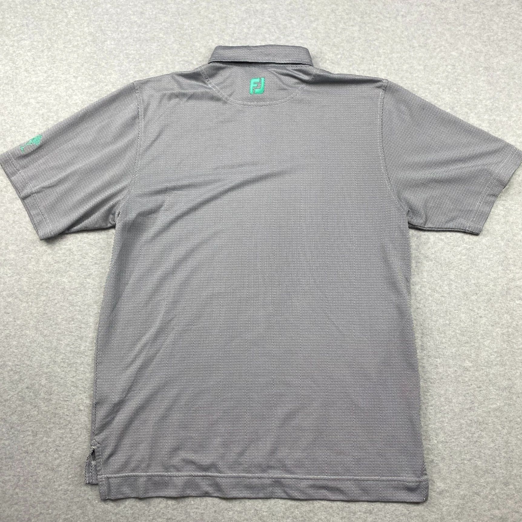 Vintage FJ Foot Joy Polo Shirt Mens Large Black Chevron All Over Print Performance Golf Shirt Size US L / EU 52-54 / 3 - 7 Thumbnail
