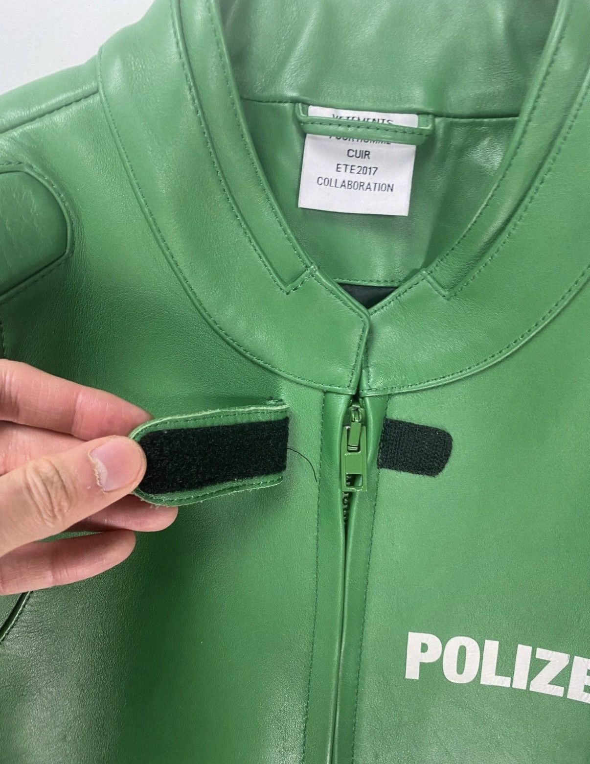 Vetements VETEMENTS SS17 RUNWAY POLIZEI MOTO RACING IN GREEN SZ:M Size US M / EU 48-50 / 2 - 6 Thumbnail