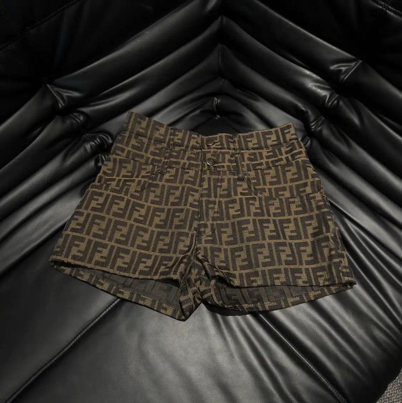 Fendi Fendi Brown Monogram Cotton Shorts for Women 0089 Size 27" / US 4 / IT 40 - 1 Thumbnail
