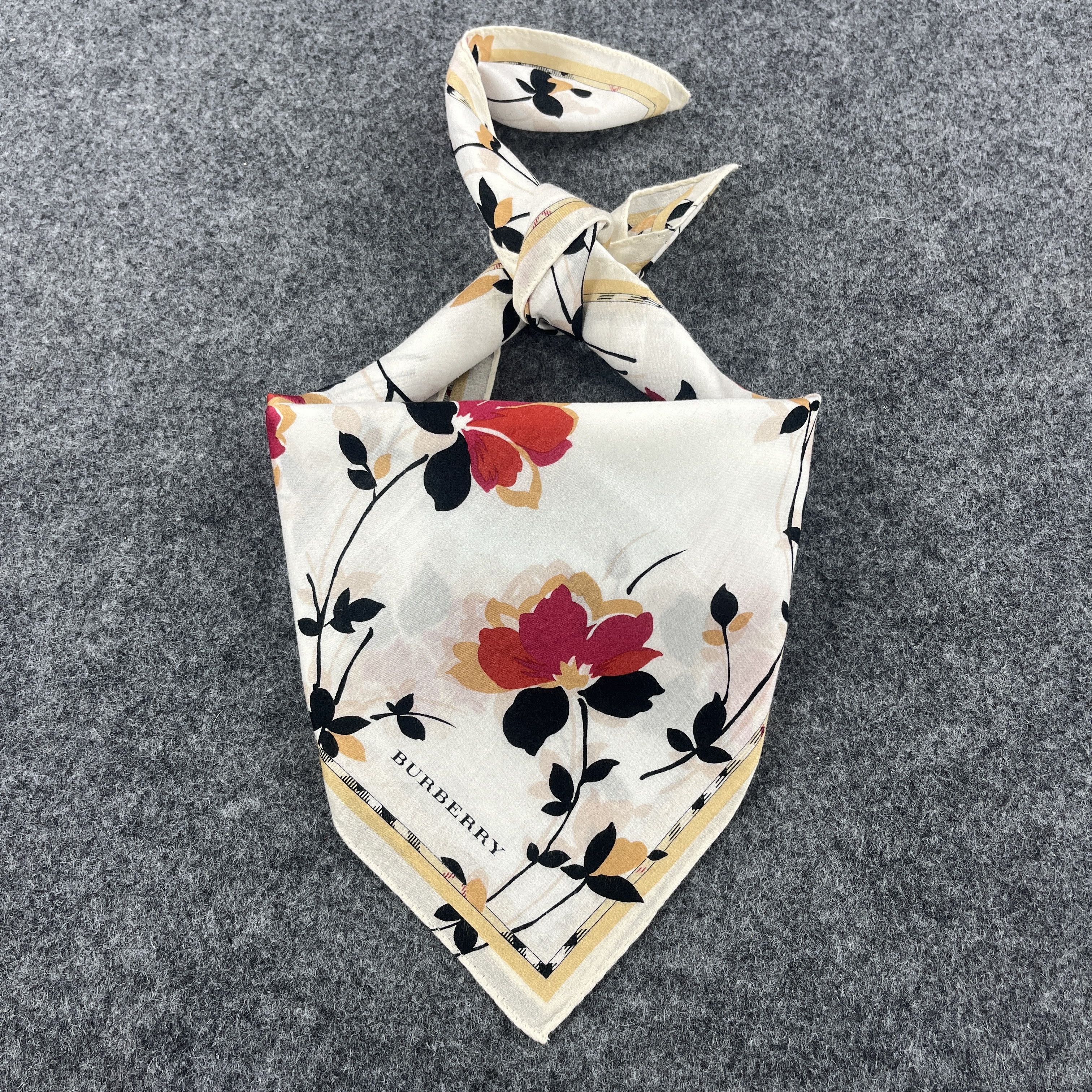 Burberry Burberry Handkerchief / Bandana / Neckerchief B089 Size ONE SIZE - 1 Thumbnail