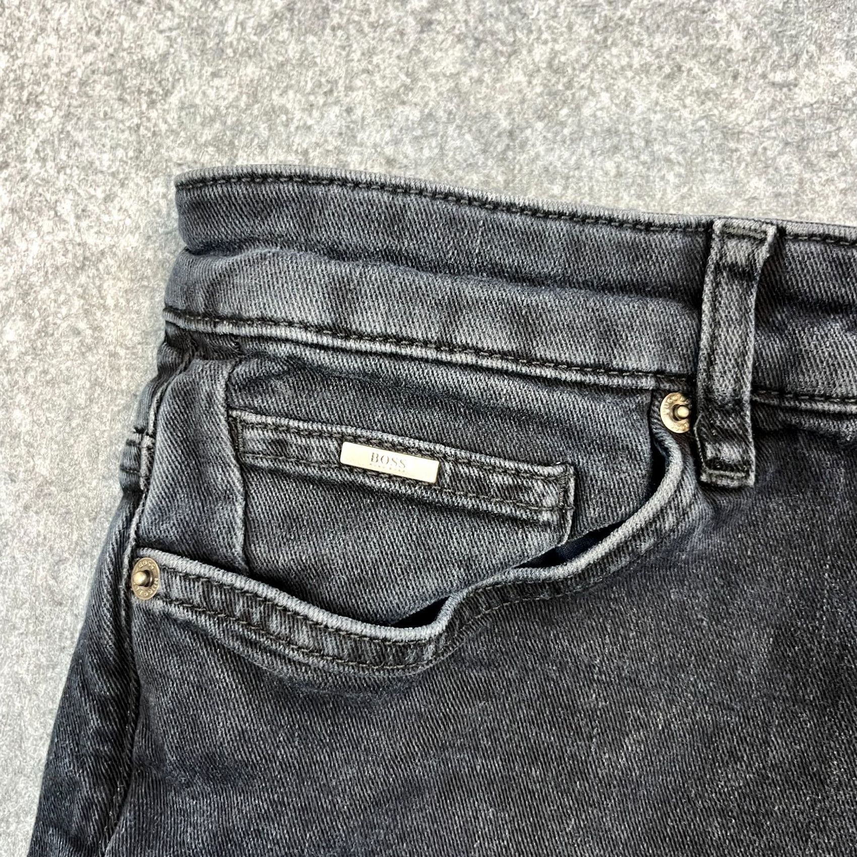 Hugo Boss HUGO BOSS Jeans Slim Fit 30 32 Delaware Denim Charcoal Wash Grey Stretch Size US 30 / EU 46 - 7 Thumbnail