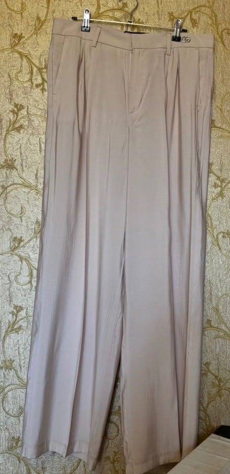 Gucci Gucci Silk Pants Size 32" / US 10 / IT 46 - 1 Thumbnail