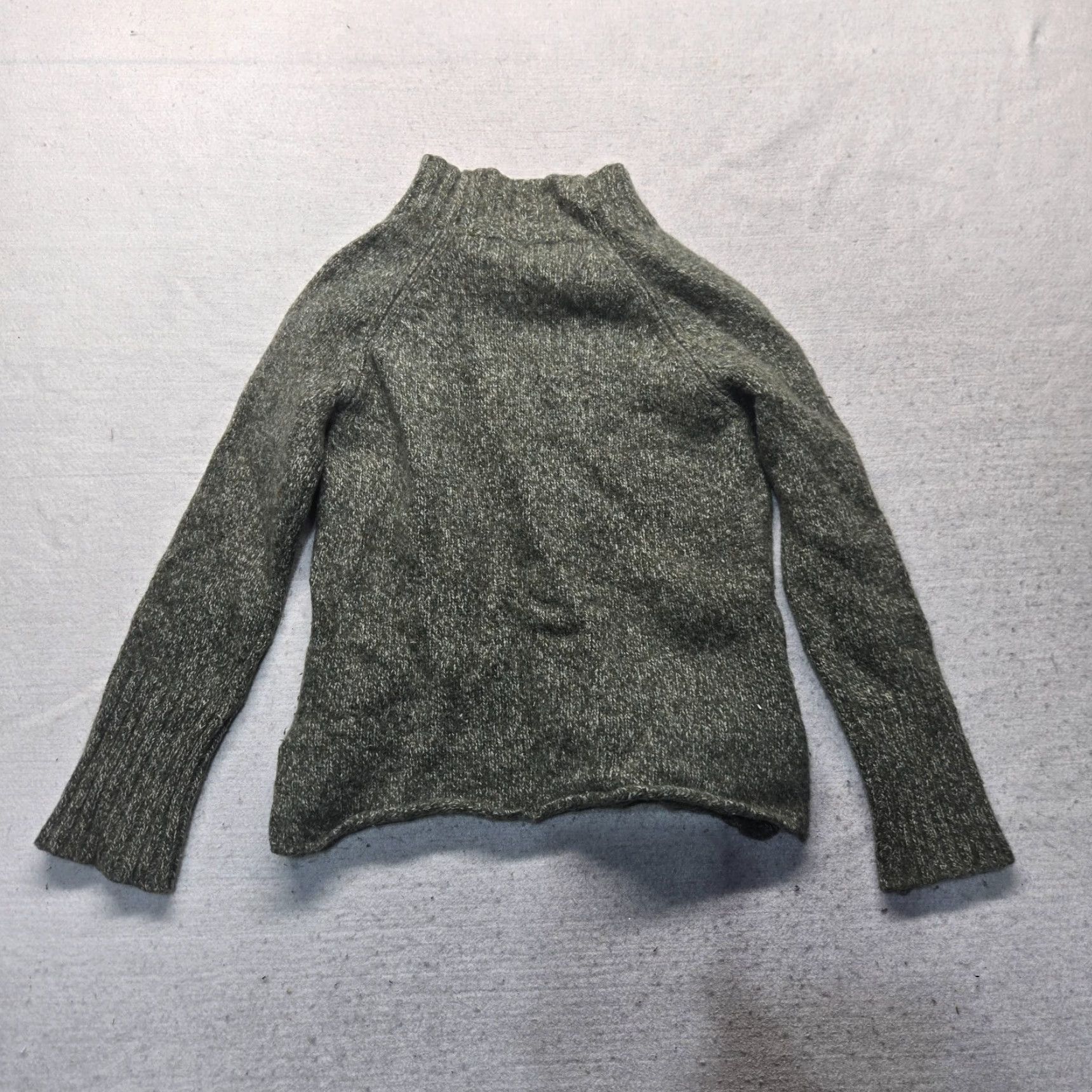 Old Navy Vintage Old Navy Women's Gray Cable-Knit Mock Neck Sweater L Winter Casual Size L / US 10 / IT 46 - 6 Thumbnail