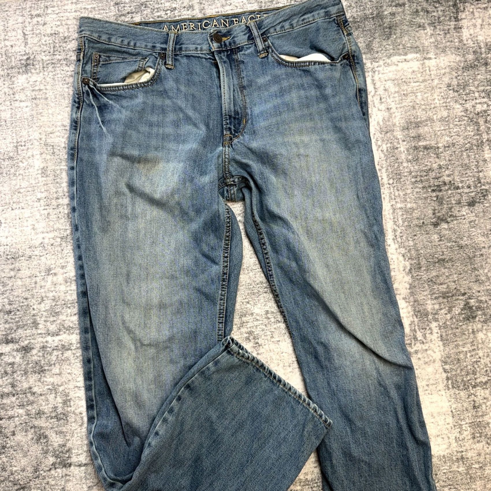 American Eagle Outfitters American Eagle Outfitters Jeans Mens 36x34 Relaxed Straight Faded Blue Denim Casual Chore Jeans Size US 36 / EU 52 - 2 Thumbnail