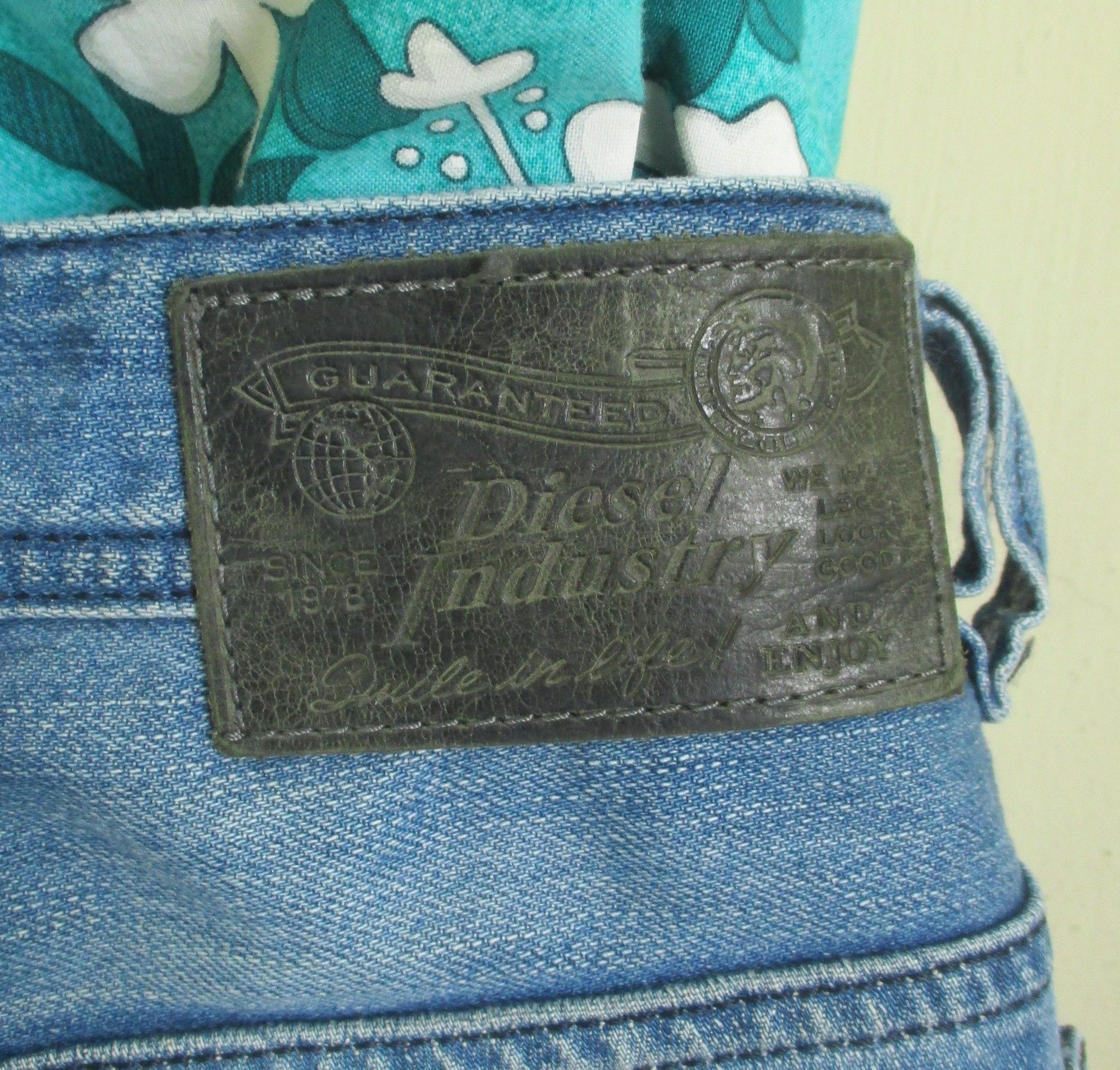 Diesel Safado Wash 008MX Low Rise Distressed Jeans Size US 29 - 8 Thumbnail