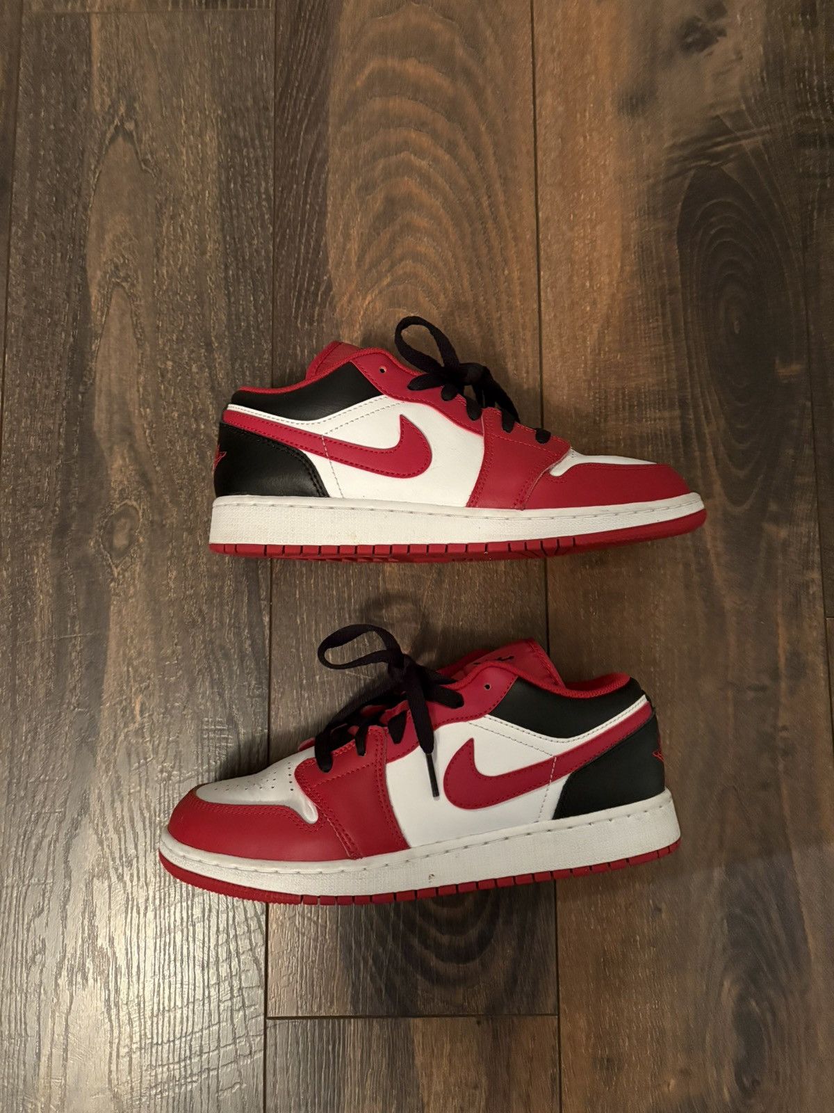 Jordan Brand × Nike Air Jordan 1 Low White/Gym Red-Black Size US 7 / EU 40 - 1 Thumbnail