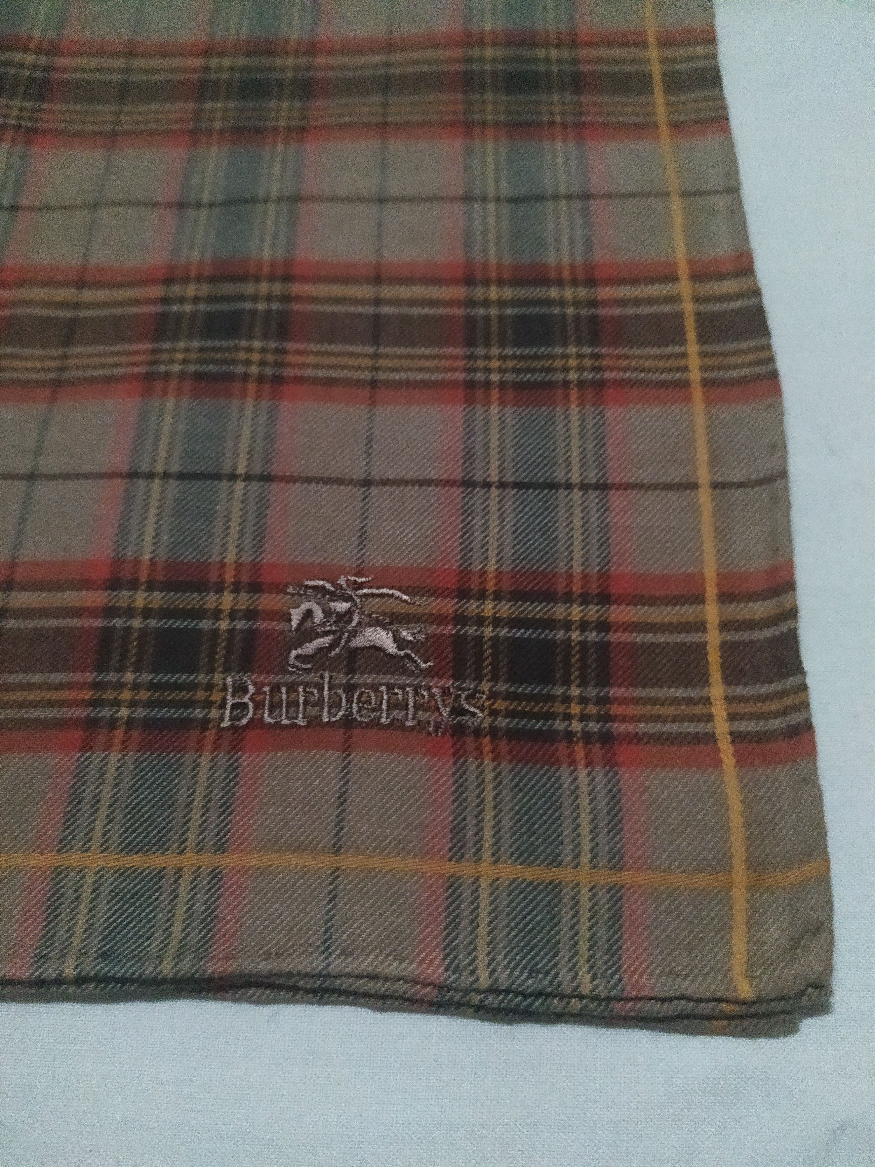 Burberry Vintage Burberry Handkerchief Size ONE SIZE - 3 Thumbnail