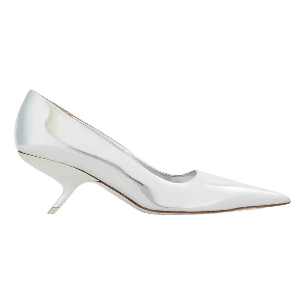 Salvatore Ferragamo o1s1rm0924 Eva Heeled Pump in Silver Size US 5.5 / IT 35.5 - 1 Thumbnail