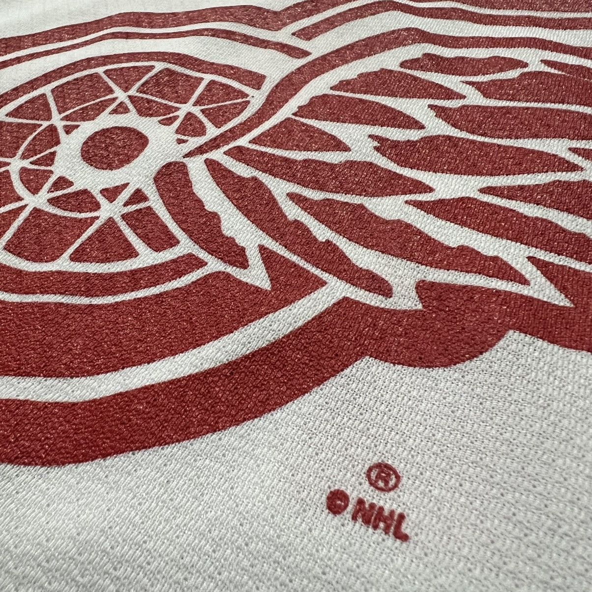 Logo 7 × NHL × Vintage Vintage 90’s NHL Detroit Red Wings C. Chelios Hockey Jersey Size US L / EU 52-54 / 3 - 8 Thumbnail