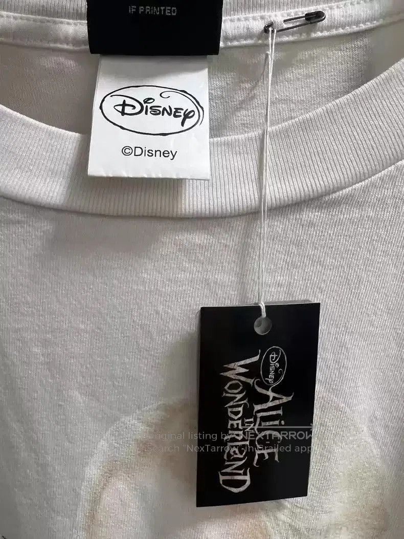 Saint Michael Saint Michael Disney Alice in Wonderland TEE. Size US L / EU 52-54 / 3 - 5 Thumbnail