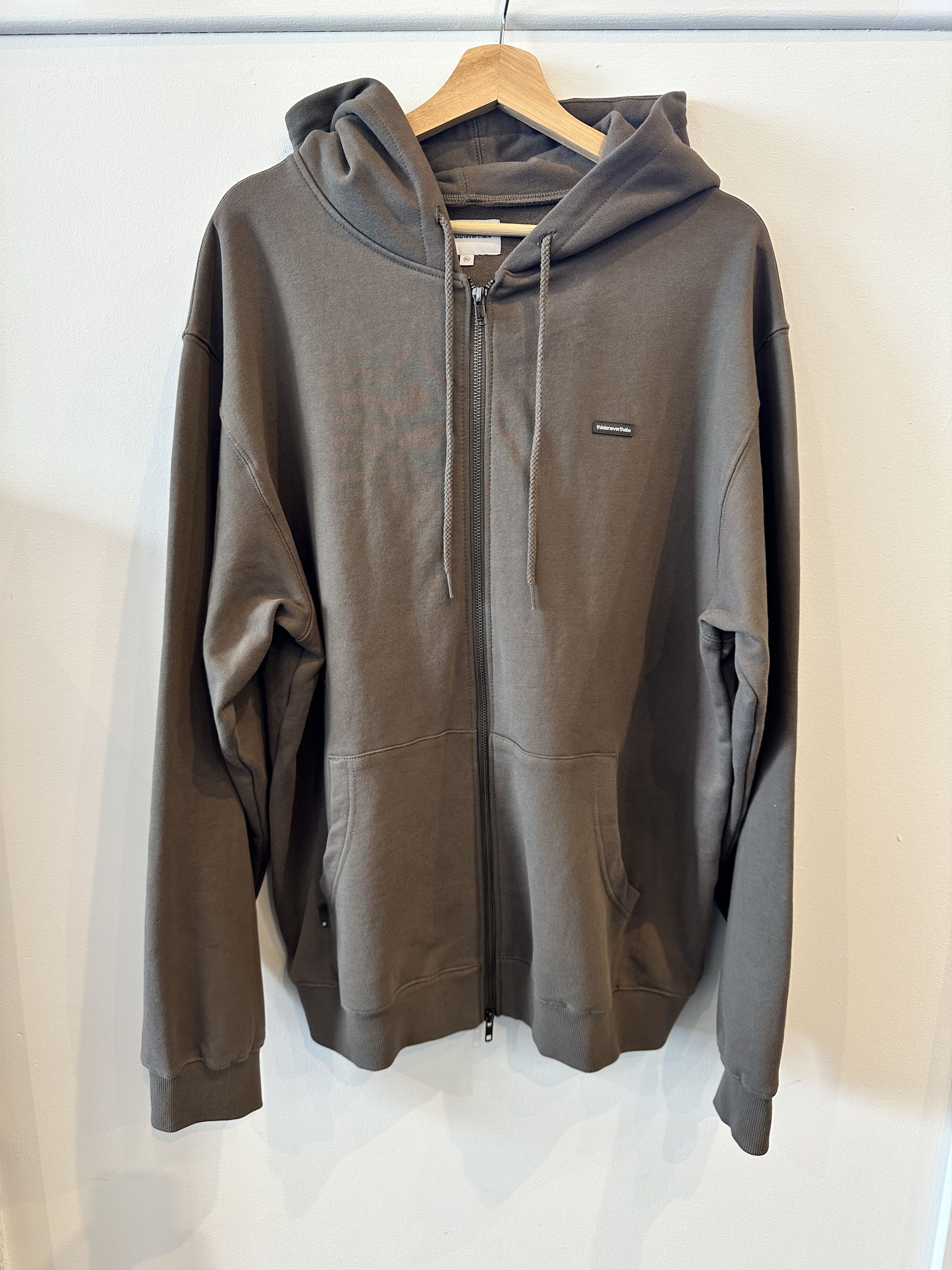 thisisneverthat THISISNEVERTHAT Zip Hoodie XL Size US XL / EU 56 / 4 - 1 Preview