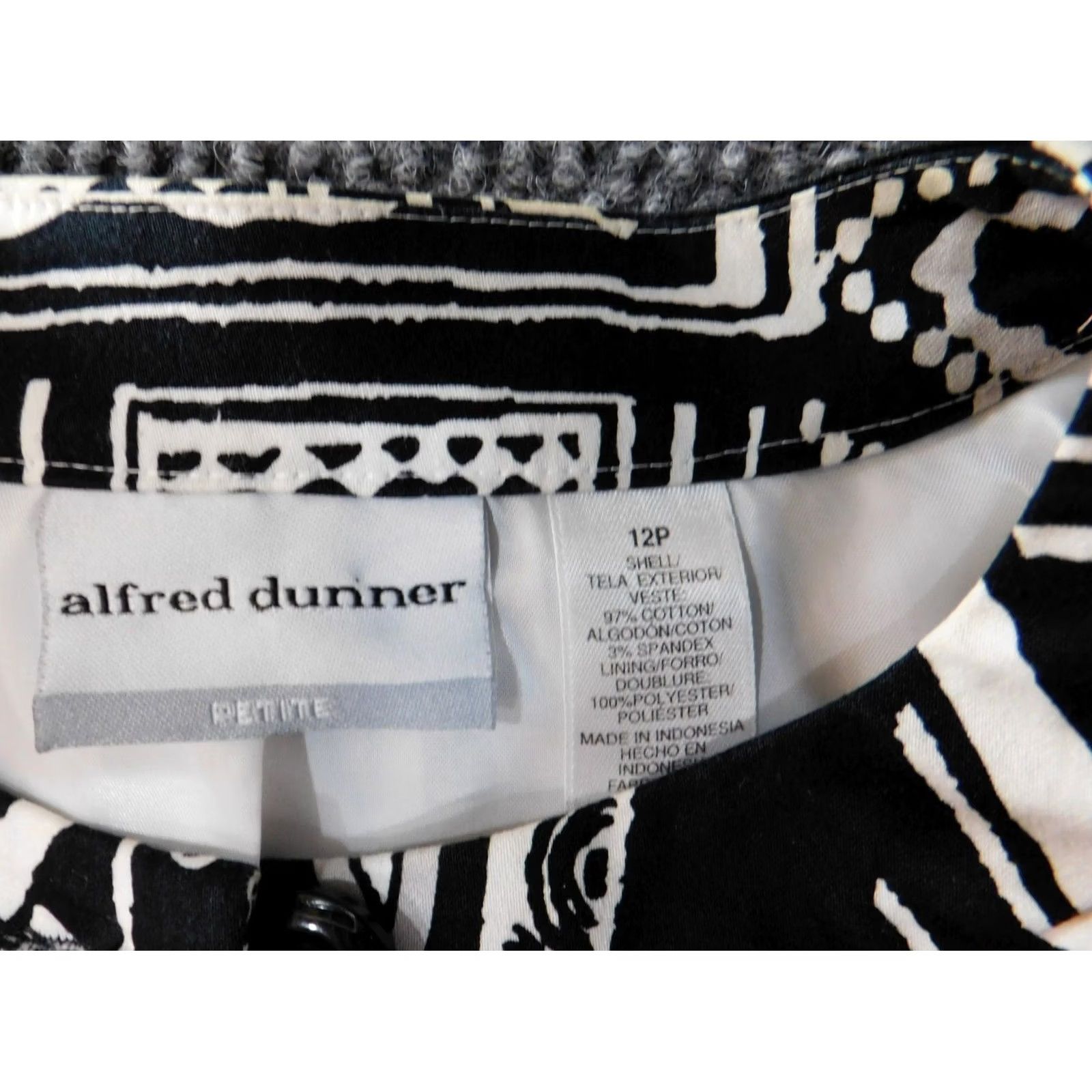Vintage Alfred Dunner Blazer Shirt Jacket Womens 12P Black Geometric Button Mid-Length Open Casual Fall Spring Size XL / US 12-14 / IT 48-50 - 5 Thumbnail