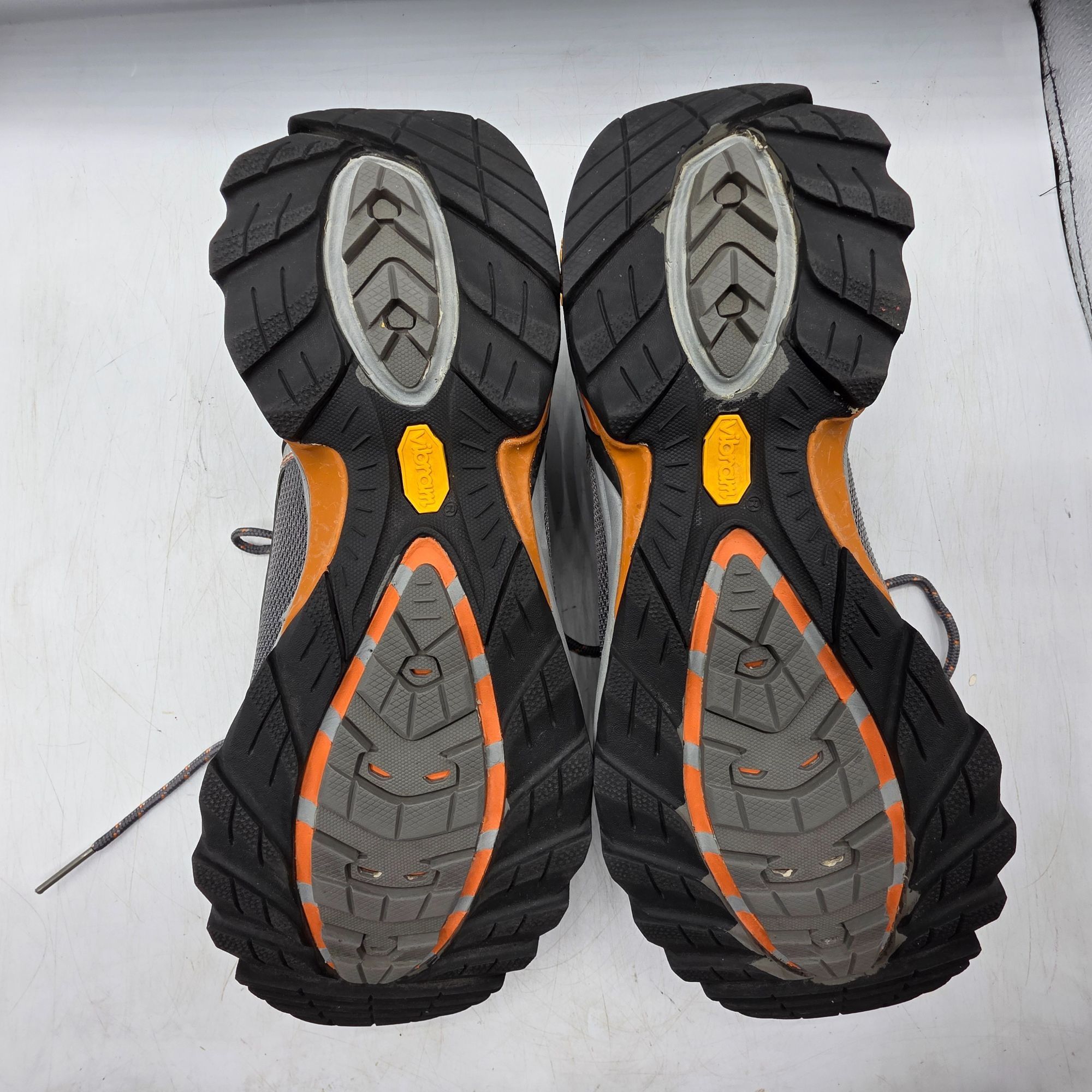 Other Ahnu Mens 11 Gray Hiking Shoes Vibram Soles Camping Outdoors Size US 11 / EU 44 - 8 Thumbnail
