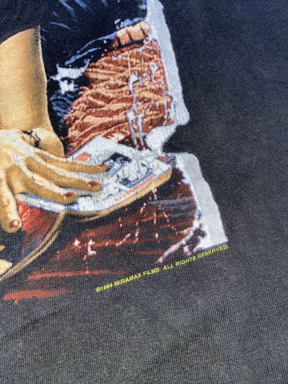 Vintage Vintage 90s Pulp Fiction Movie Tee Size US L / EU 52-54 / 3 - 14 Thumbnail