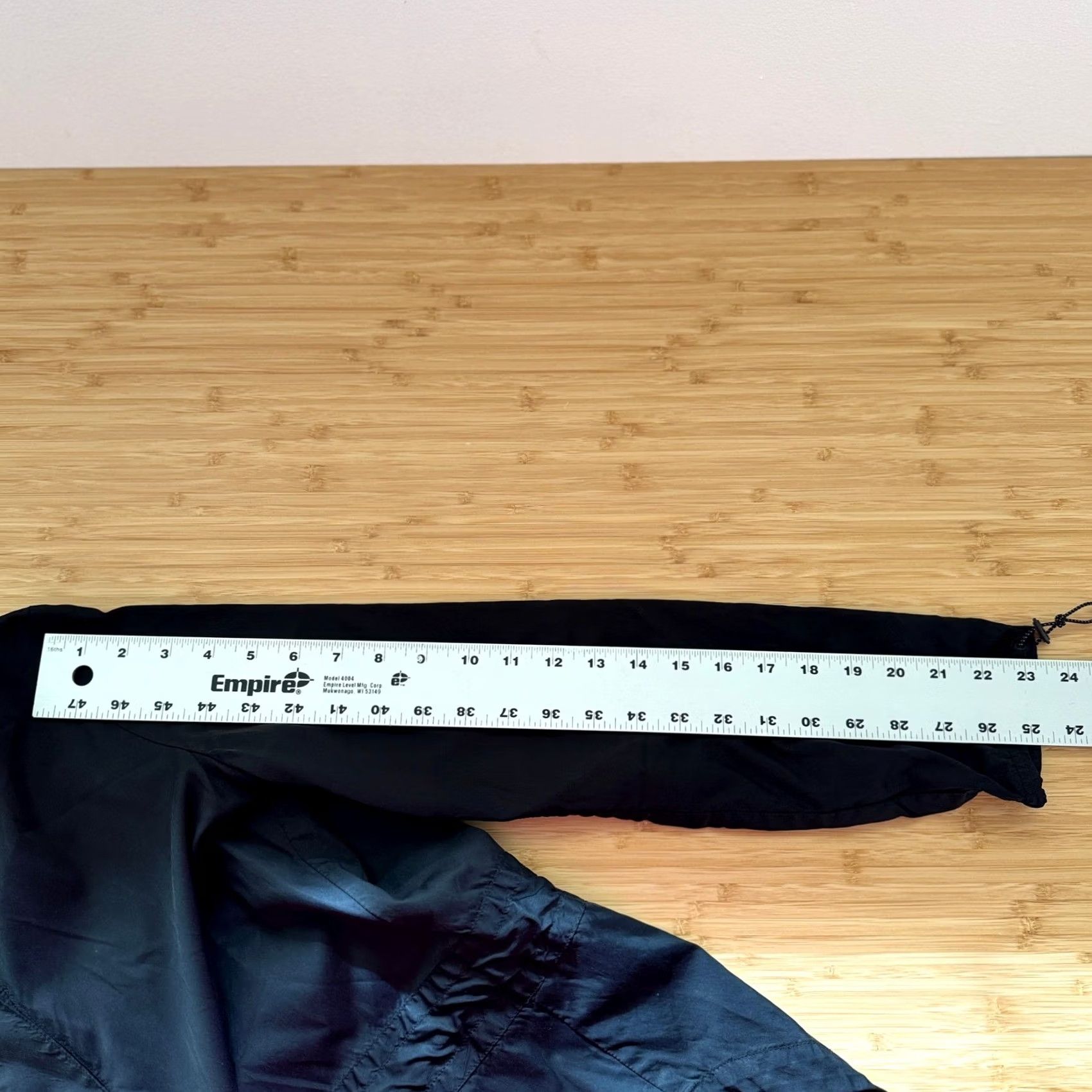 Vintage Derek Lam 10C Athleta Black Top XS Drawstring Waist Long Sleeve Athleisure Size XS / US 0-2 / IT 36-38 - 5 Thumbnail