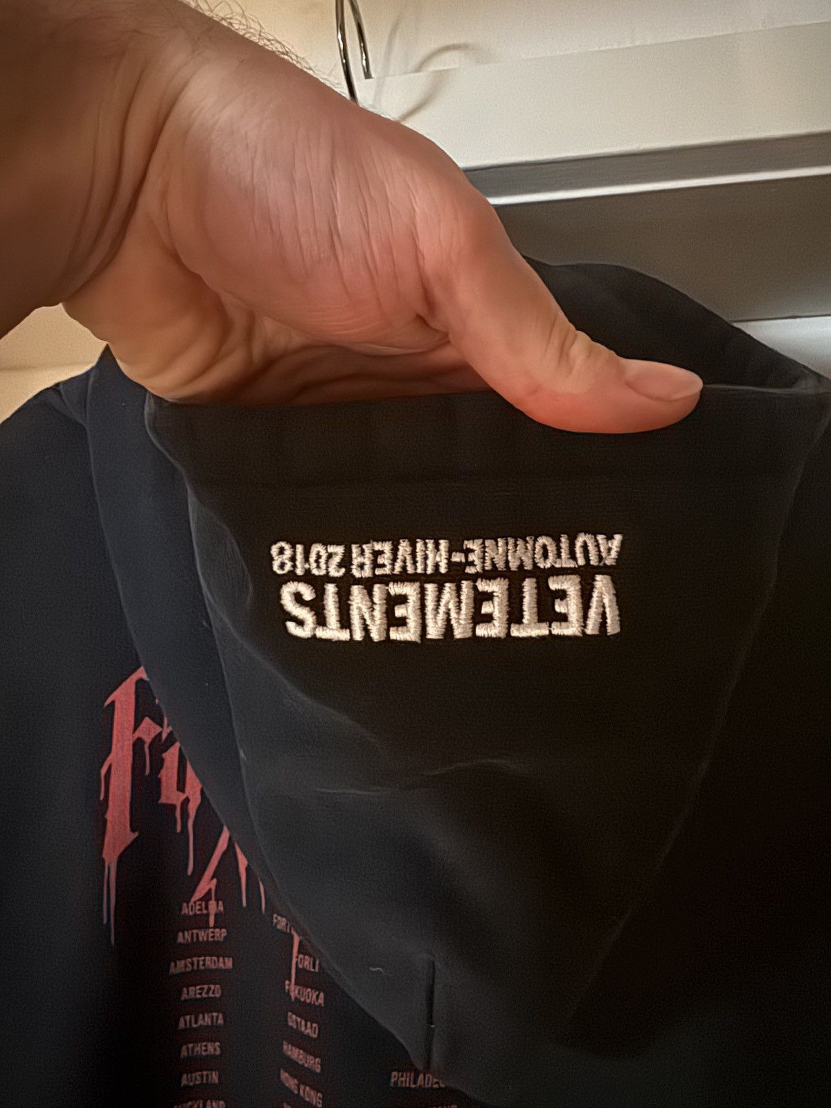 Vetements Vetements FW18 “World Tour” Hoodie – XS (Oversized) Size US XS / EU 42 / 0 - 3 Thumbnail