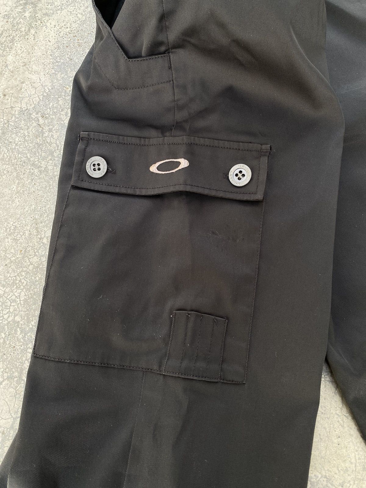 Oakley Vintage Oakley Small Logo Black Cargo Pants Size US 30 / EU 46 - 12 Thumbnail