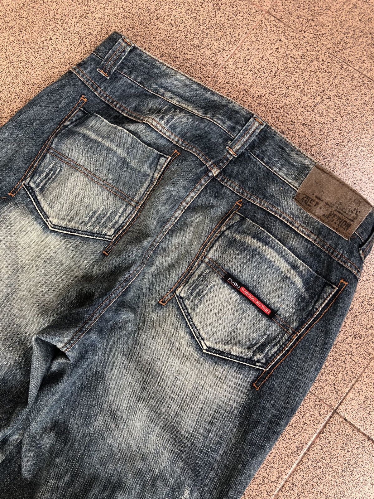Fubu Fubu baggy embroidered jeans Size US 37 - 7 Thumbnail