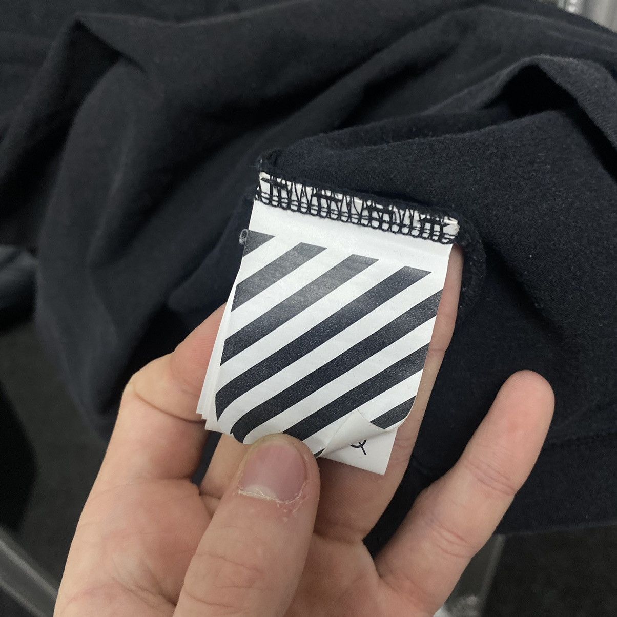Off-White Off-White Big Logo T-Shirt Size US M / EU 48-50 / 2 - 9 Thumbnail