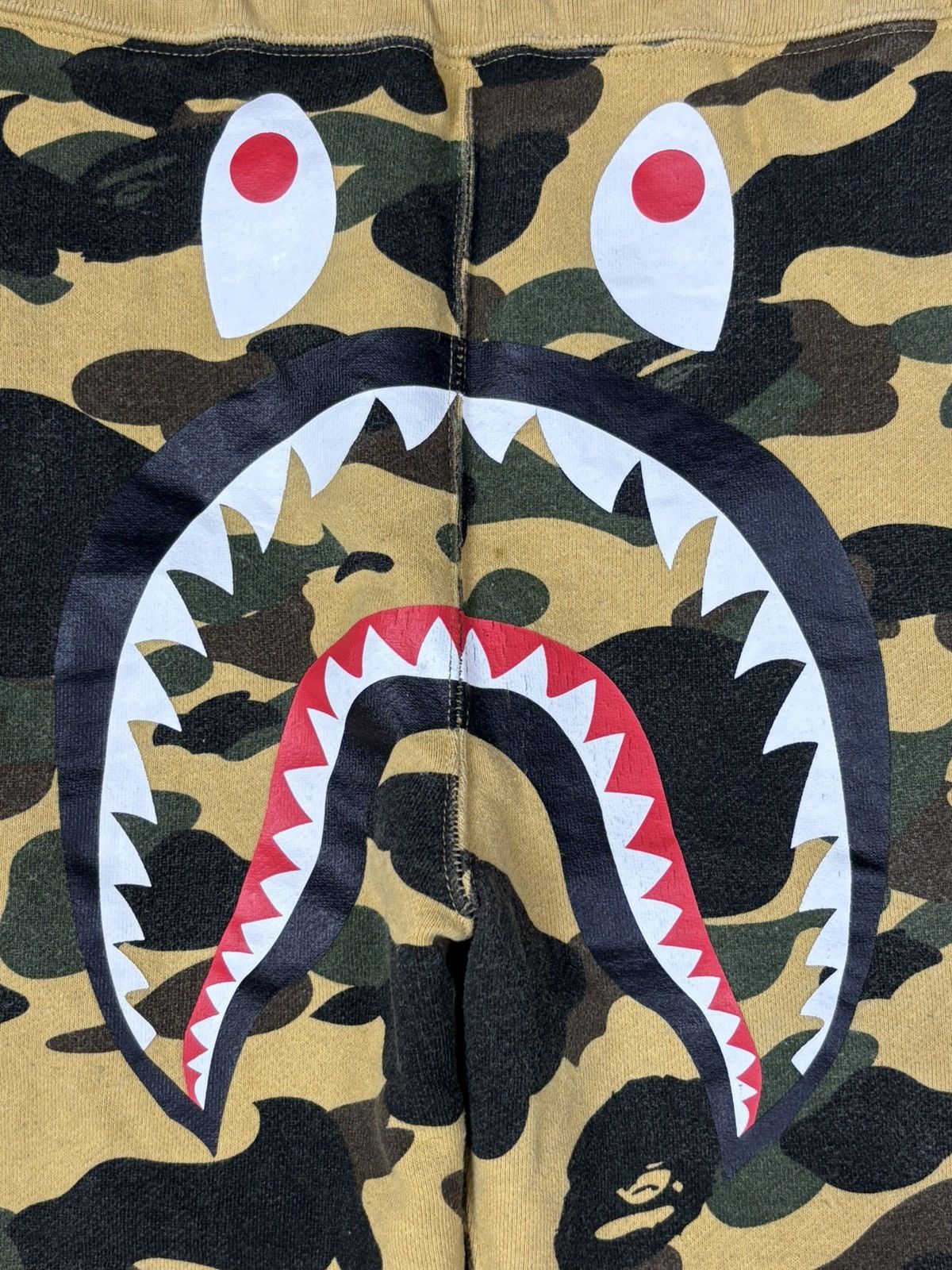 Bape Bape 1st Camo Shark Sweat Pants Size US 34 / EU 50 - 13 Thumbnail