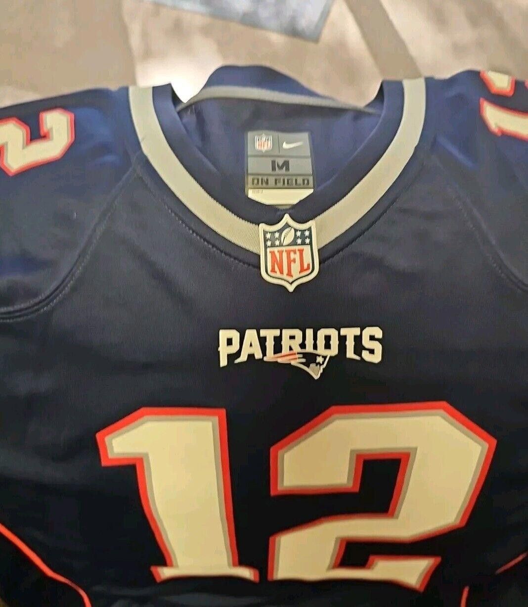 Nike Nike Tom Brady Patriots XL Jersey On Field XL NFL Jersey Size ONE SIZE - 2 Thumbnail