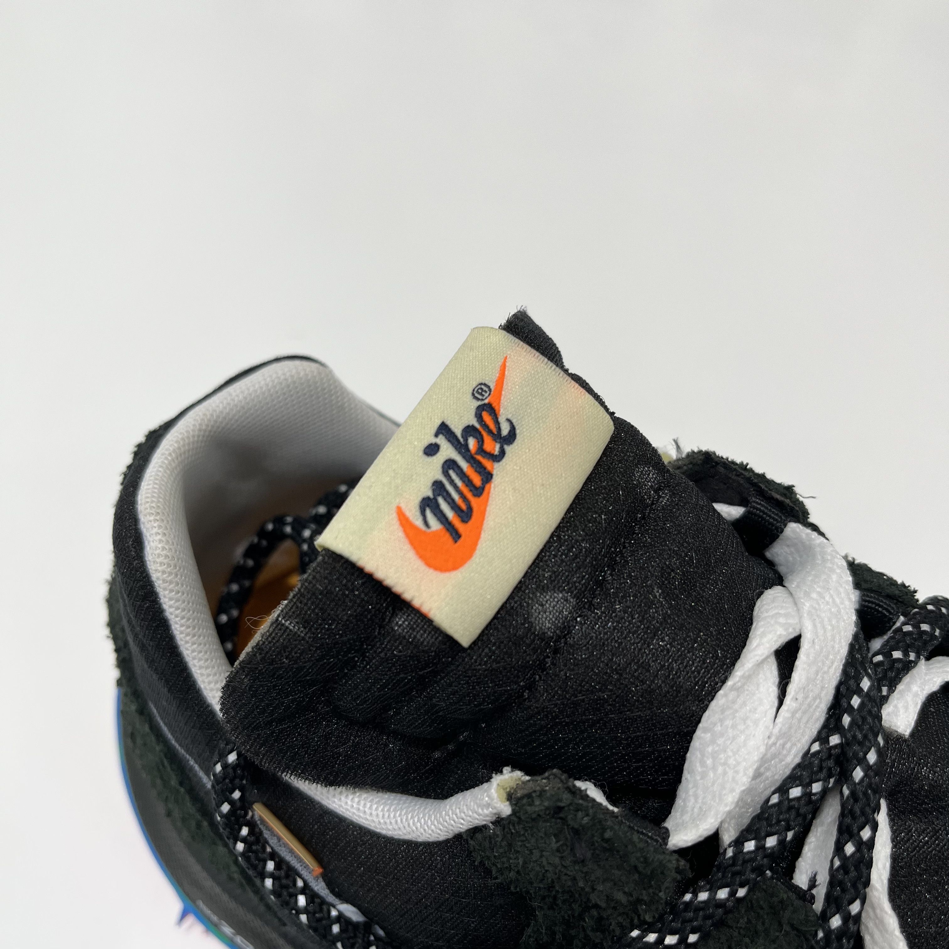 Nike × Off-White Nike Zoom Terra Kiger 5 x Off-White Black (W) Size US 10 / IT 40 - 15 Thumbnail